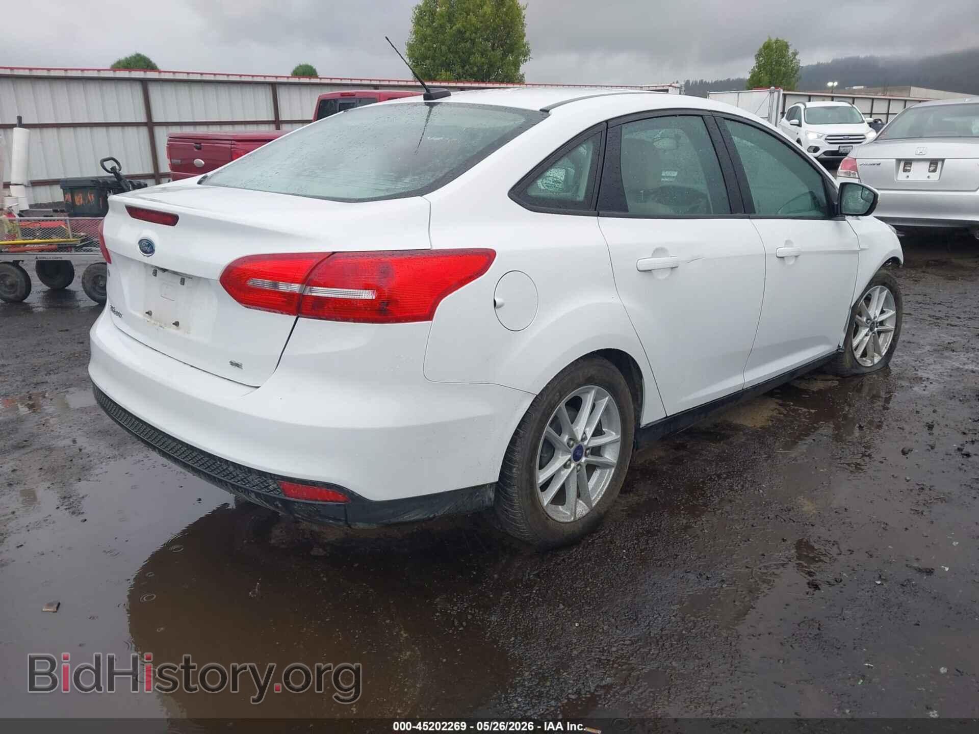 2015 FORD FOCUS - VIN: 1FADP3F22FL221894 - Photo 4