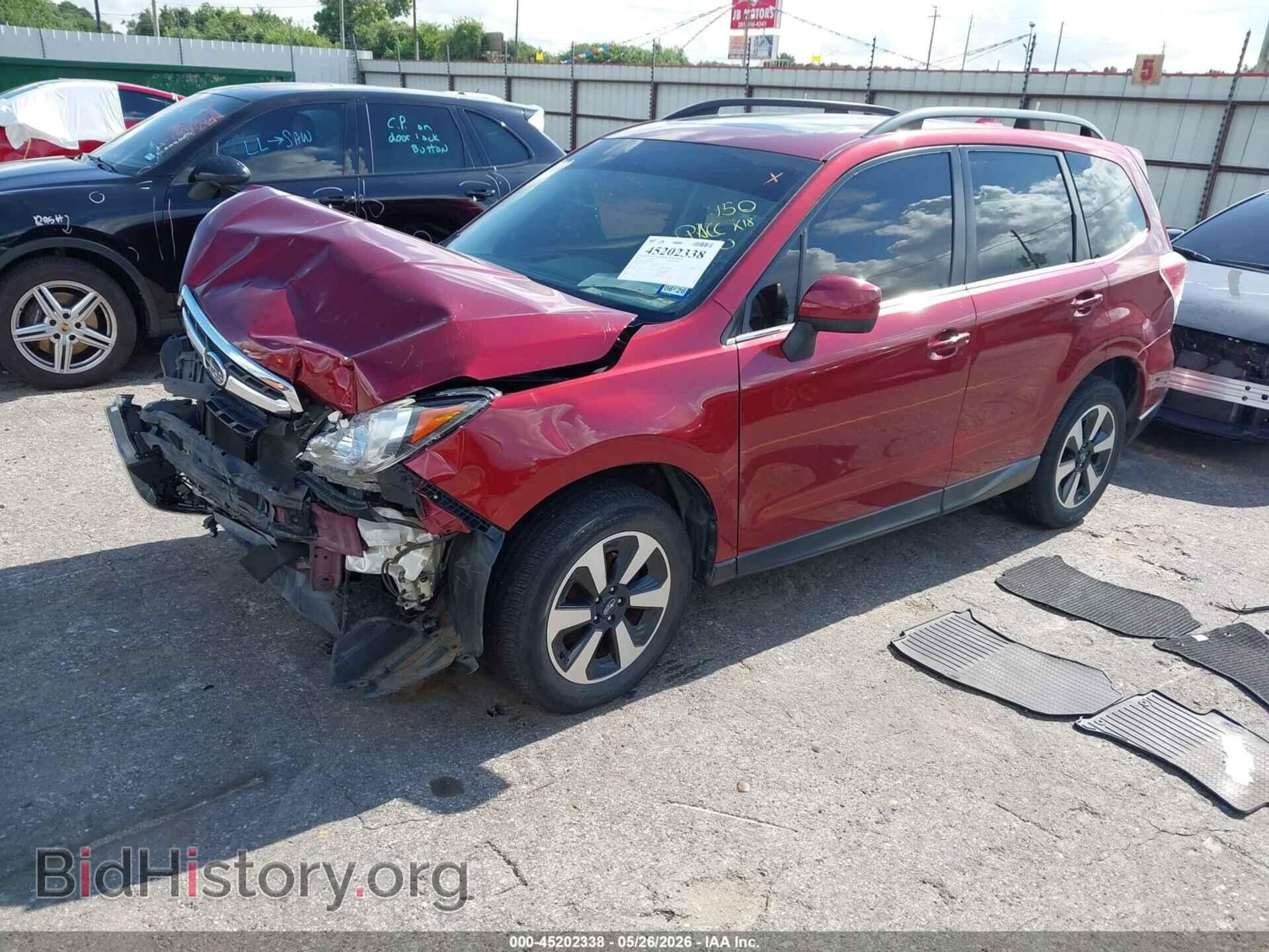 2017 SUBARU FORESTER - VIN: JF2SJAJC8HH400648 - Фото 2