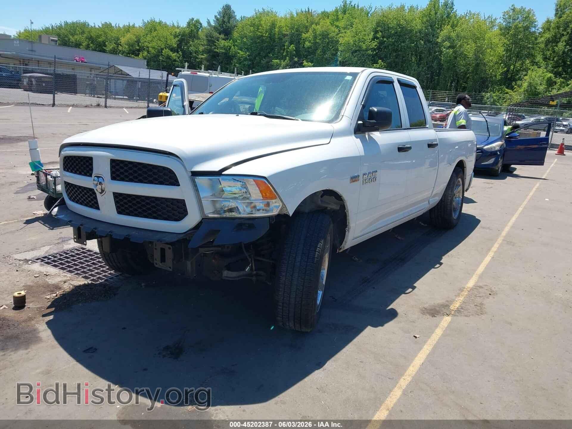 2018 RAM 1500 - VIN: 1C6RR7FT6JS214821 - Фото 2