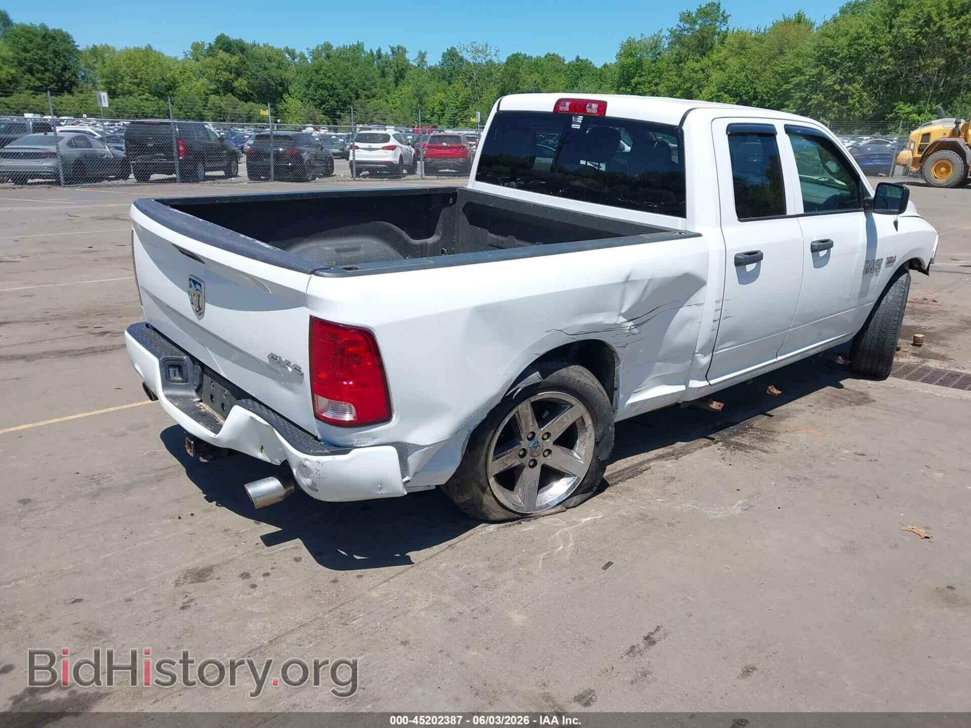 2018 RAM 1500 - VIN: 1C6RR7FT6JS214821 - Фото 4