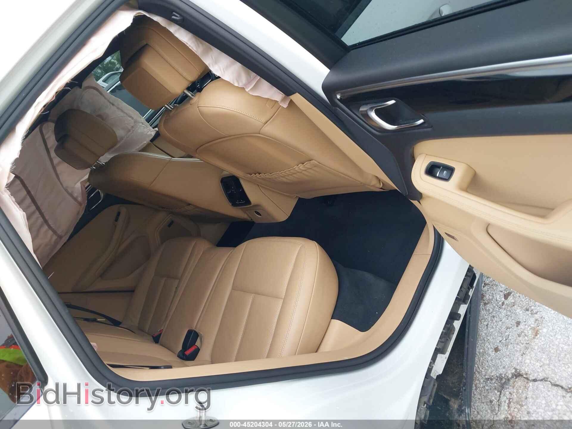 2017 PORSCHE MACAN - VIN: WP1AA2A50HLB00258 - Photo 8