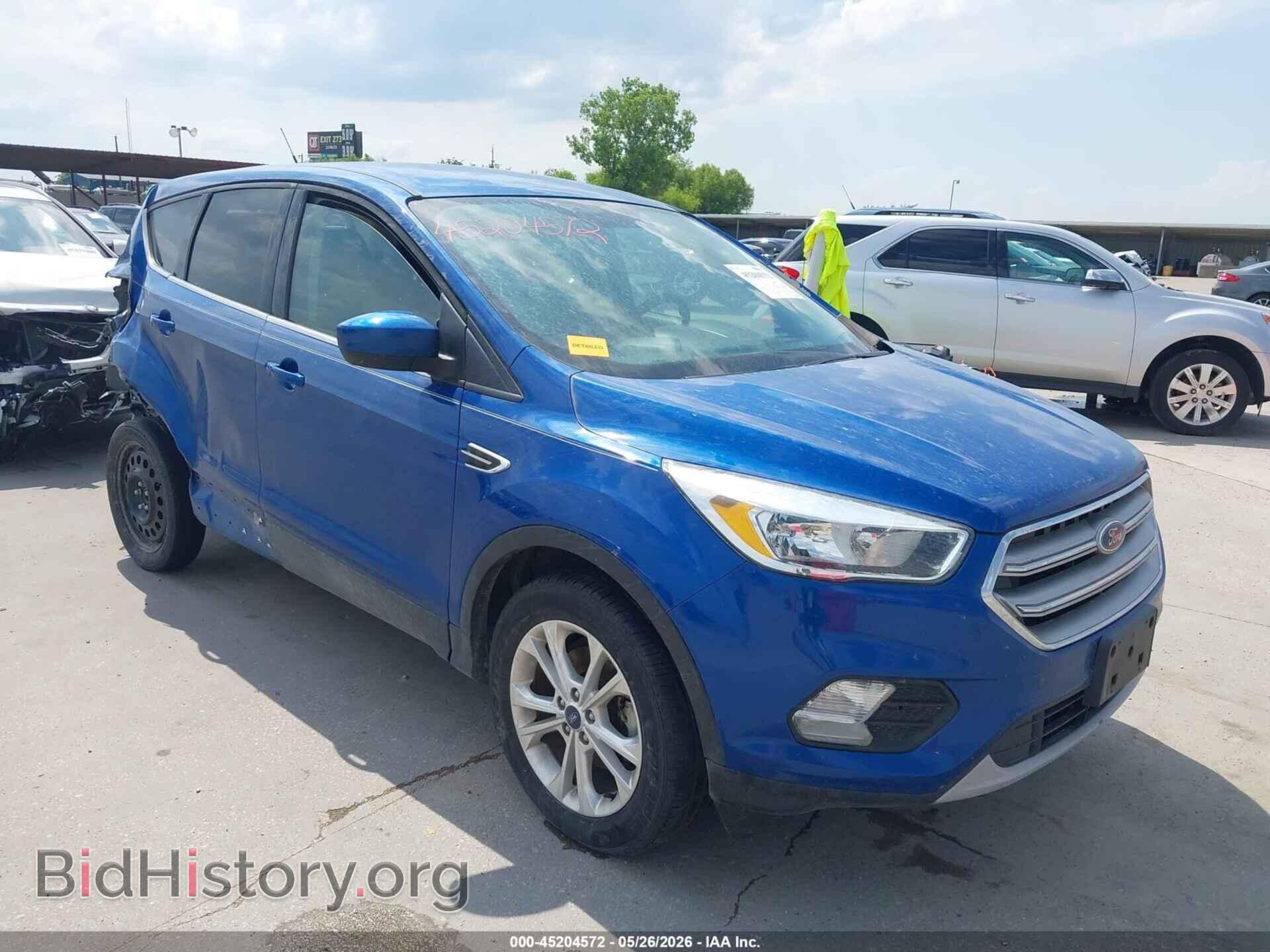 Фотография 1FMCU0GD3HUB56415 - FORD ESCAPE 2017
