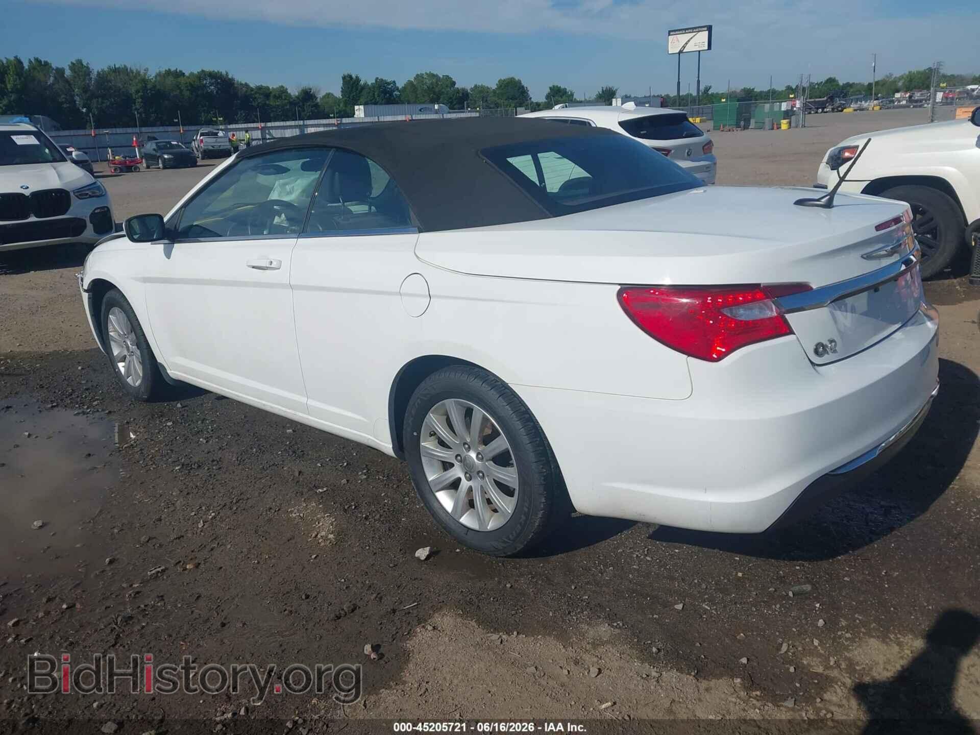 2013 CHRYSLER 200 - VIN: 1C3BCBEB4DN511777 - Фото 3