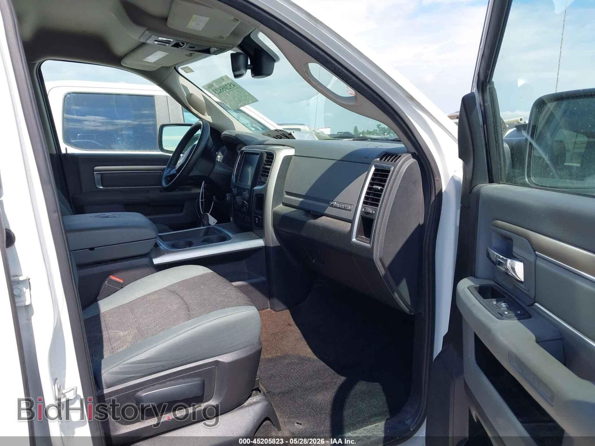2016 RAM 1500 - VIN: 3C6RR7LTXGG174957 - Фото 5
