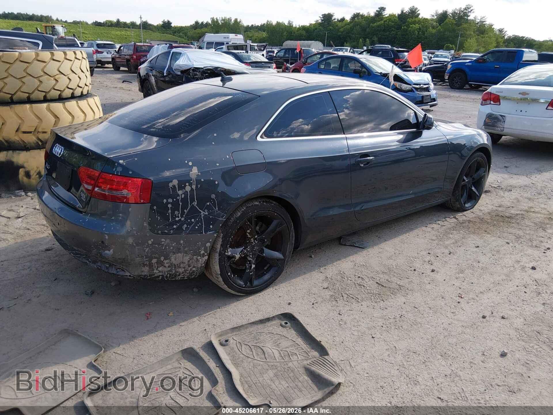 2010 AUDI A5 - VIN: WAULFAFR5AA001077 - Фото 4