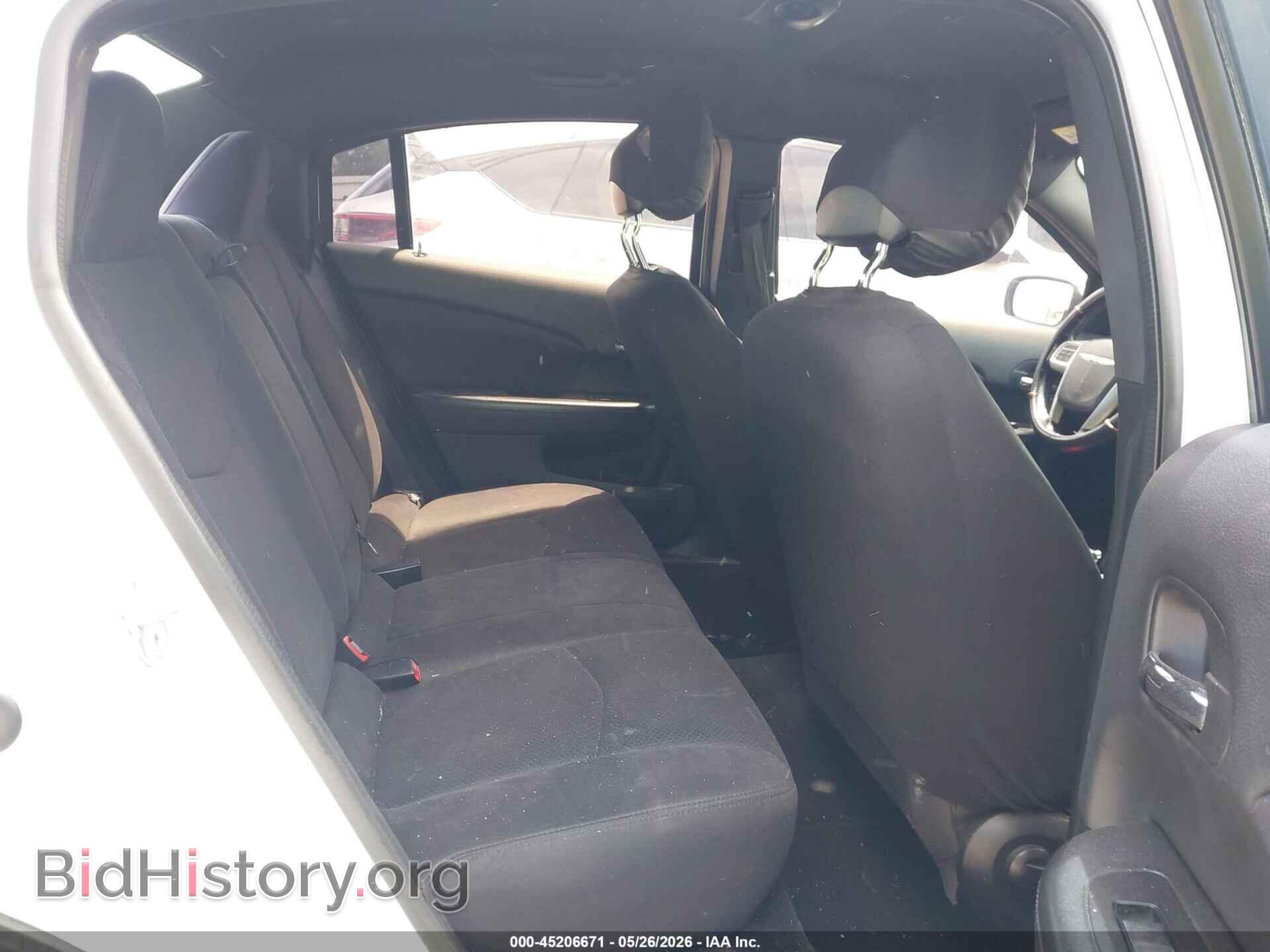 2013 CHRYSLER 200 - VIN: 1C3CCBBG3DN558187 - Photo 8