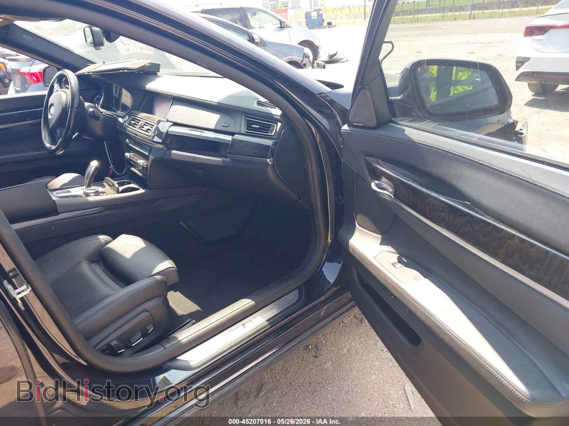 2014 BMW 740LI - VIN: WBAYE4C50ED138217 - Фото 5