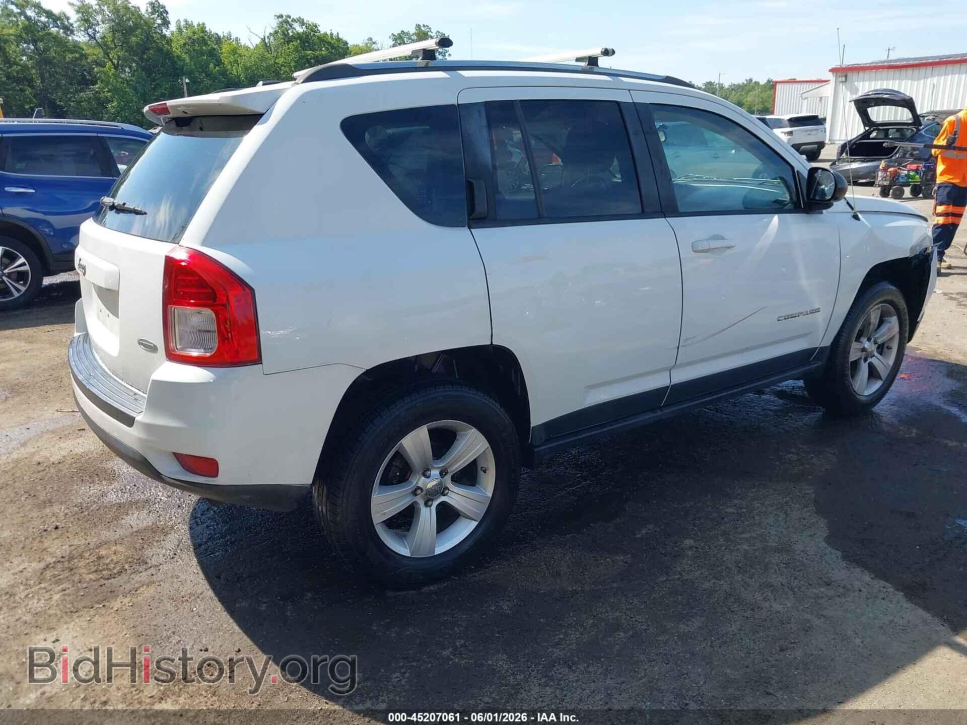 2012 JEEP COMPASS - VIN: 1C4NJDEB7CD638344 - Photo 4
