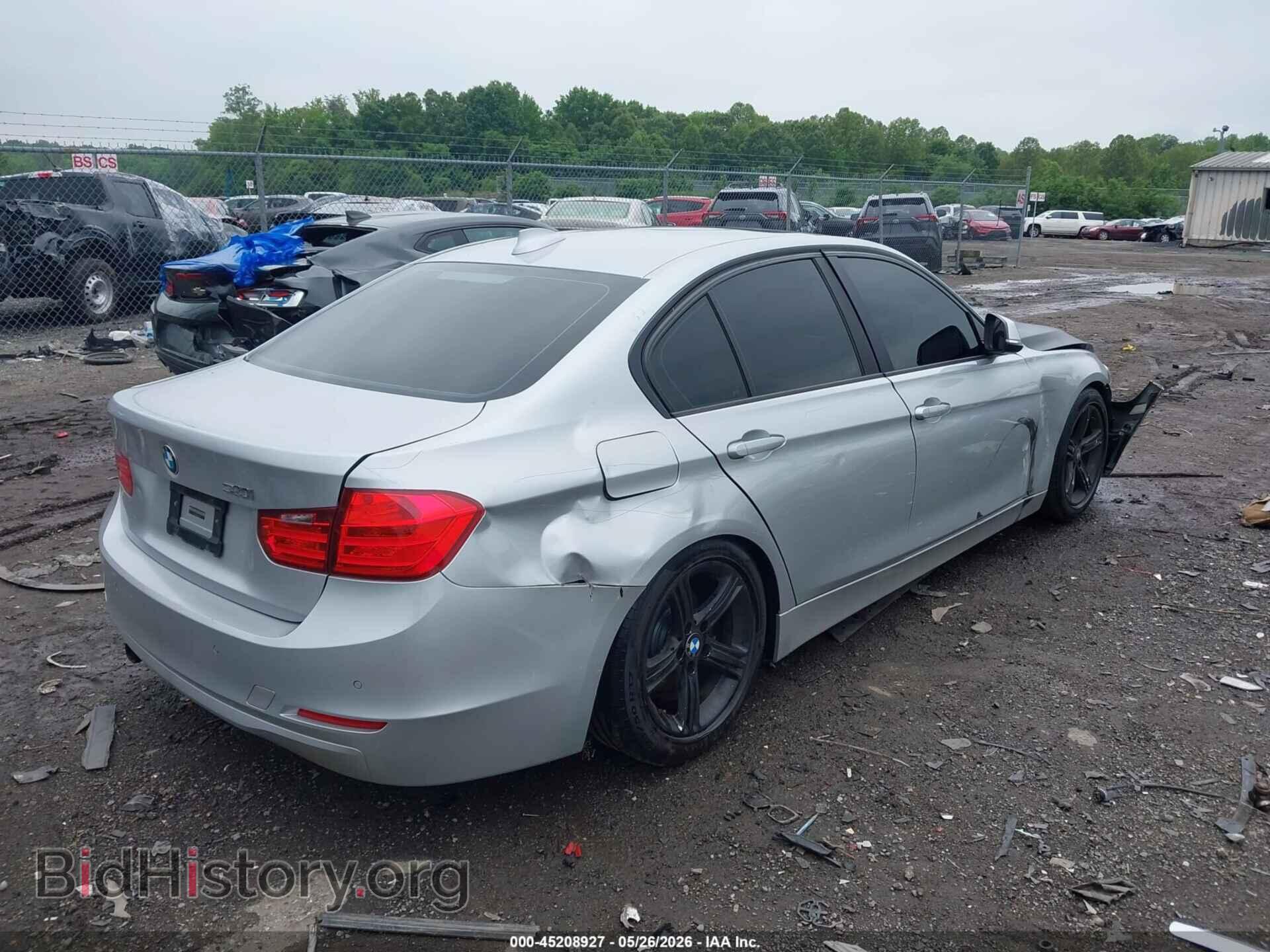2015 BMW 320I - VIN: WBA3C3G56FNT51429 - Фото 4