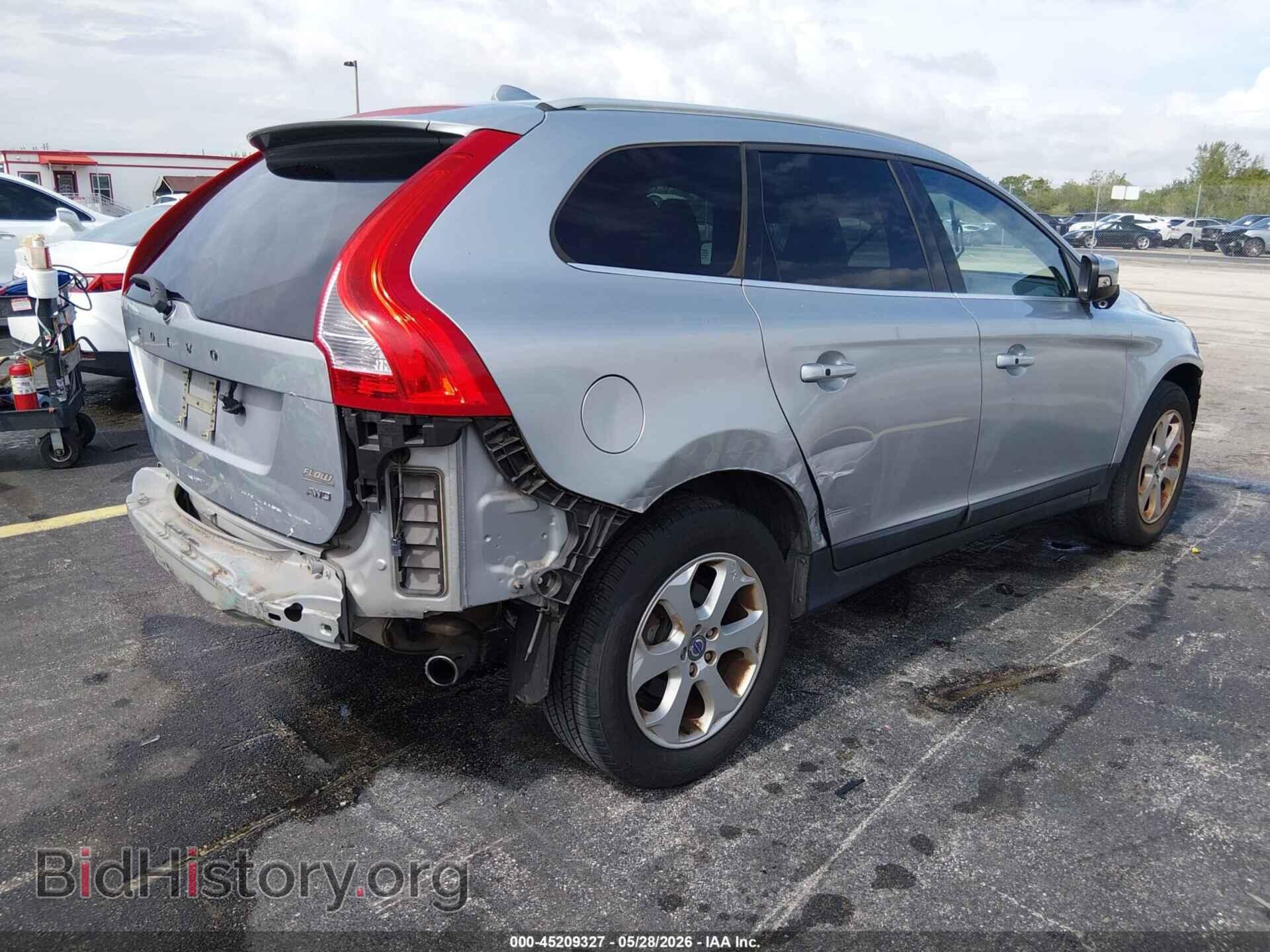 2013 VOLVO XC60 - VIN: YV4952DZ2D2407564 - Фото 4