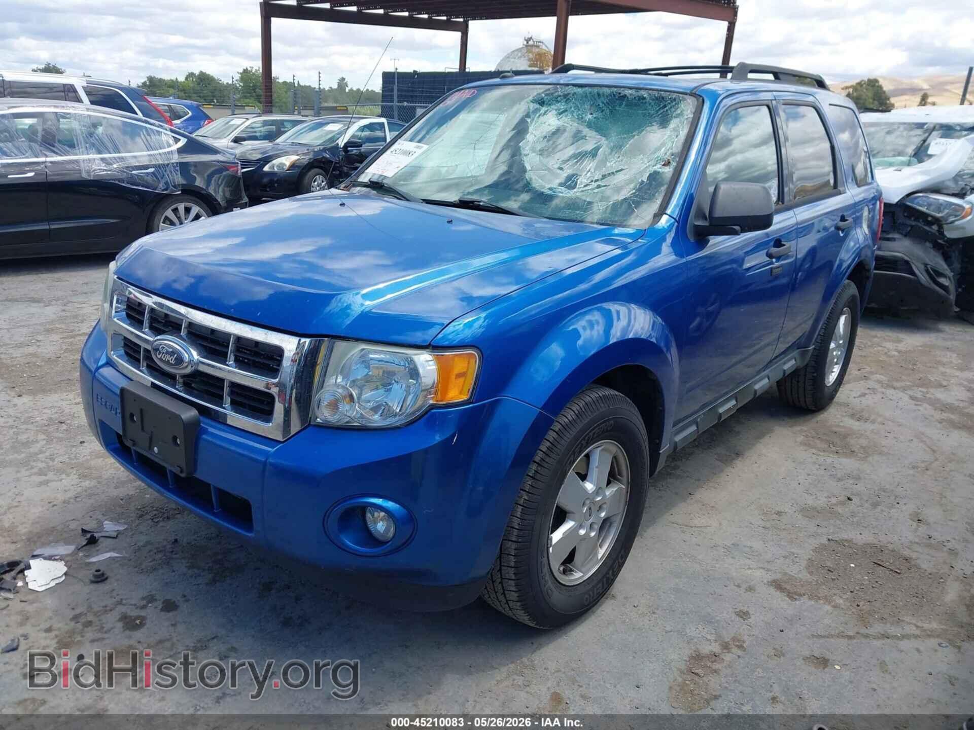 2011 FORD ESCAPE - VIN: 1FMCU0DG2BKA91297 - Фото 2