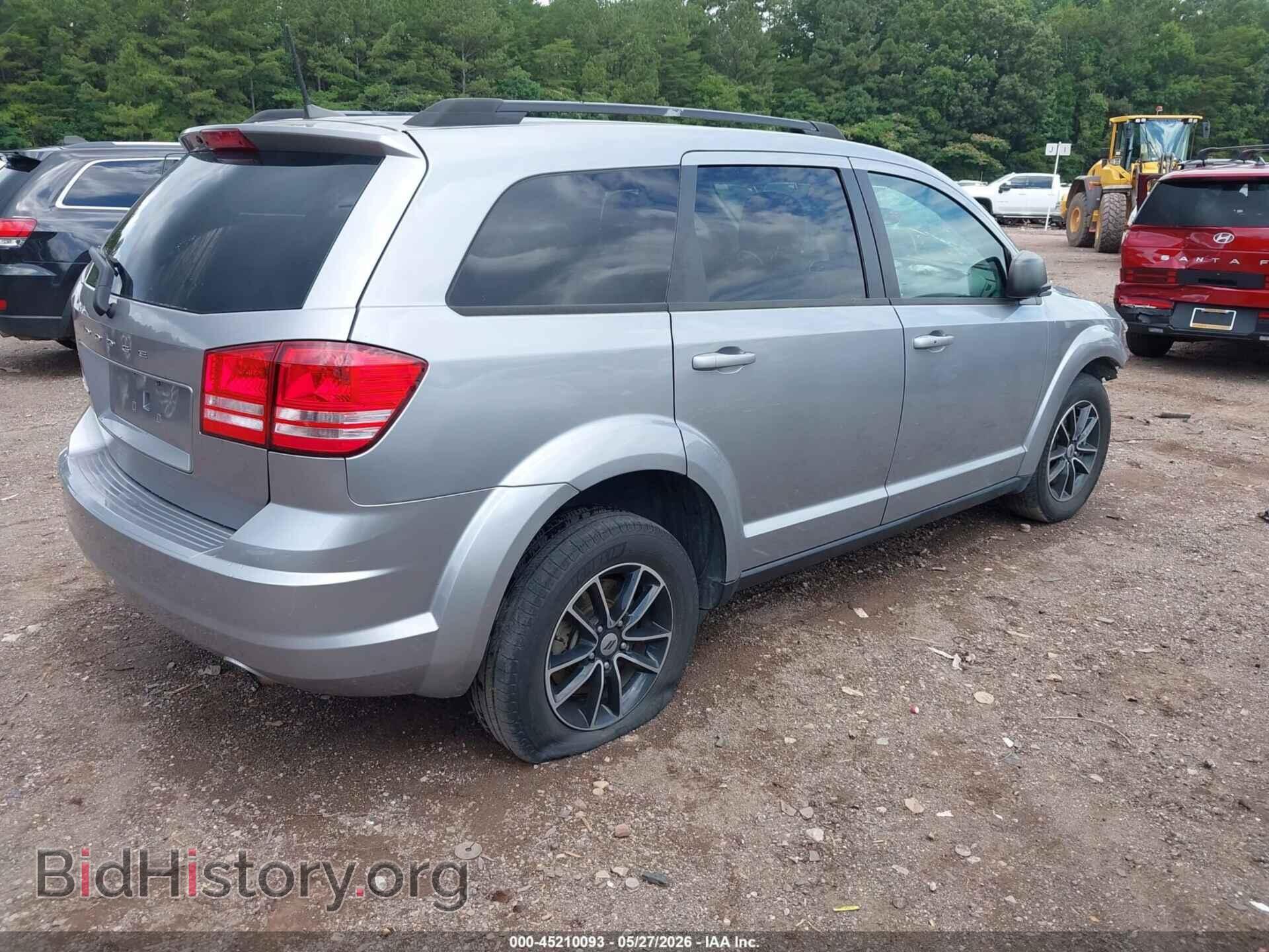 2018 DODGE JOURNEY - VIN: 3C4PDCAB9JT445006 - Фото 4
