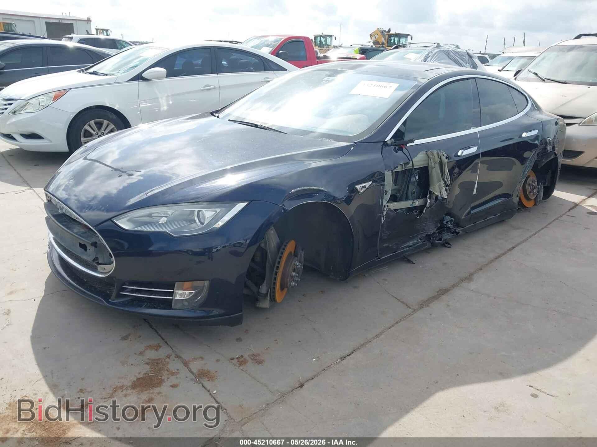 2014 TESLA MODEL S - VIN: 5YJSA1S10EFP43493 - Фото 2