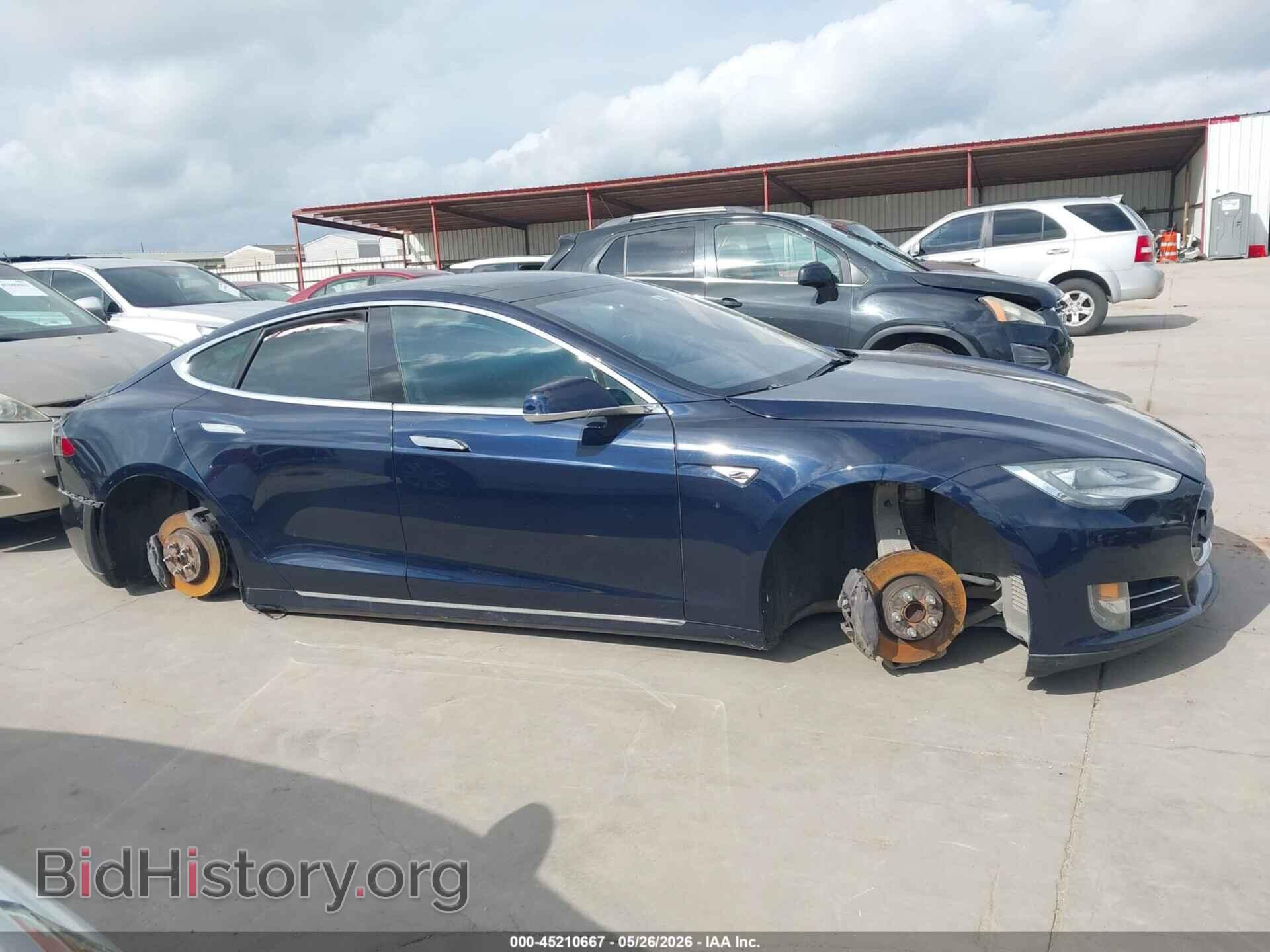 2014 TESLA MODEL S - VIN: 5YJSA1S10EFP43493 - Фото 13