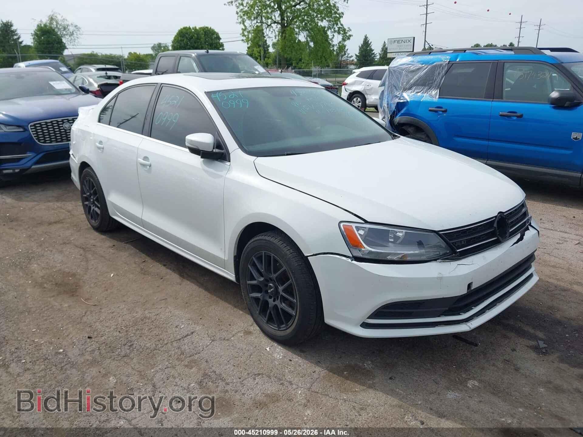 Фотография 3VWDB7AJ7HM399703 - VOLKSWAGEN JETTA 2017