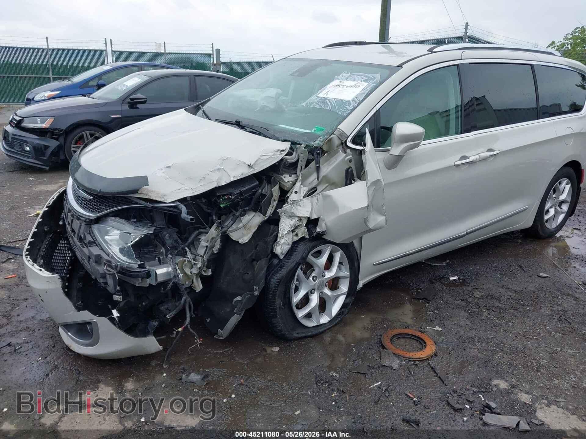 2017 CHRYSLER PACIFICA - VIN: 2C4RC1EG6HR757044 - Photo 2