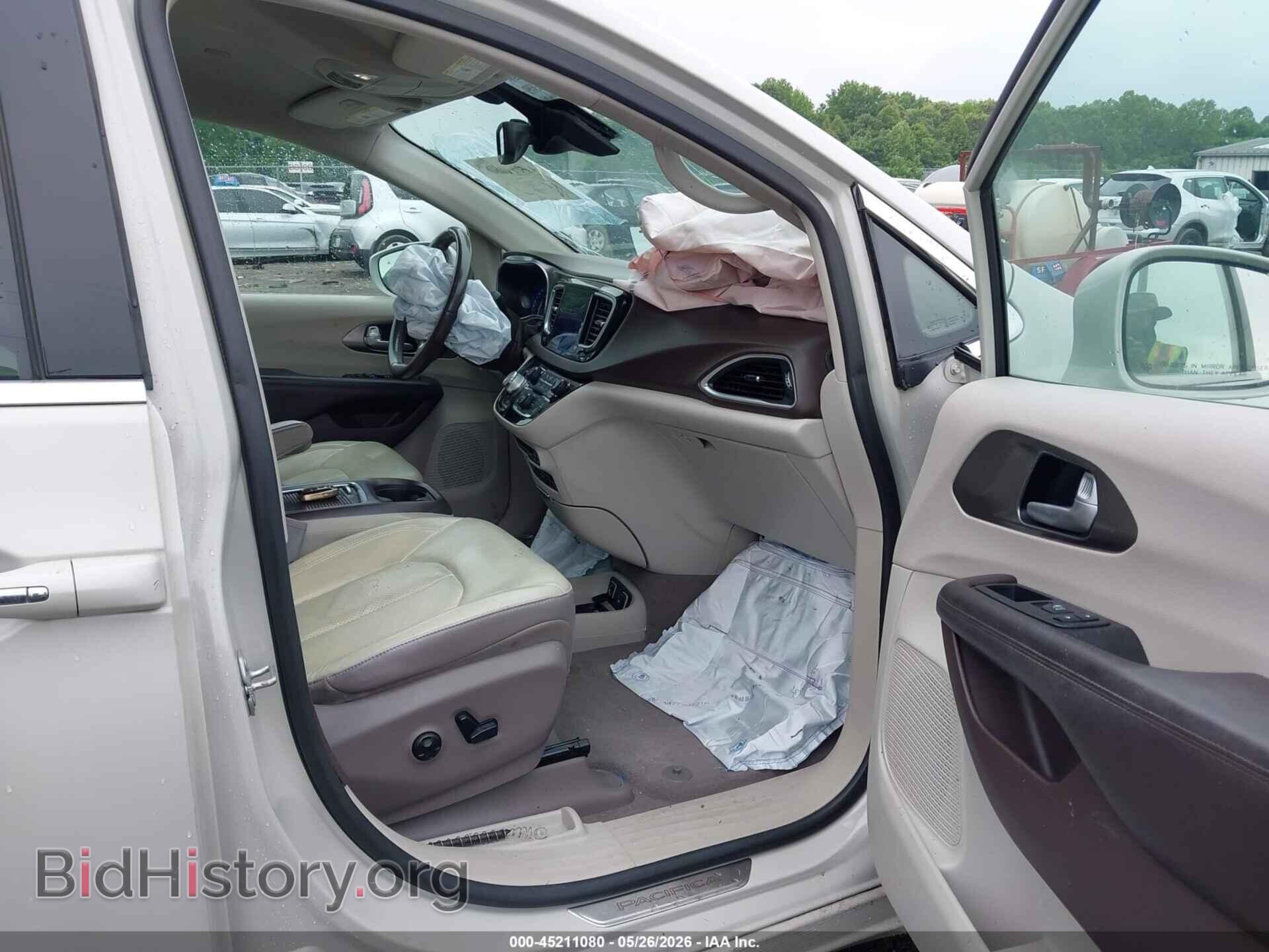 2017 CHRYSLER PACIFICA - VIN: 2C4RC1EG6HR757044 - Photo 5