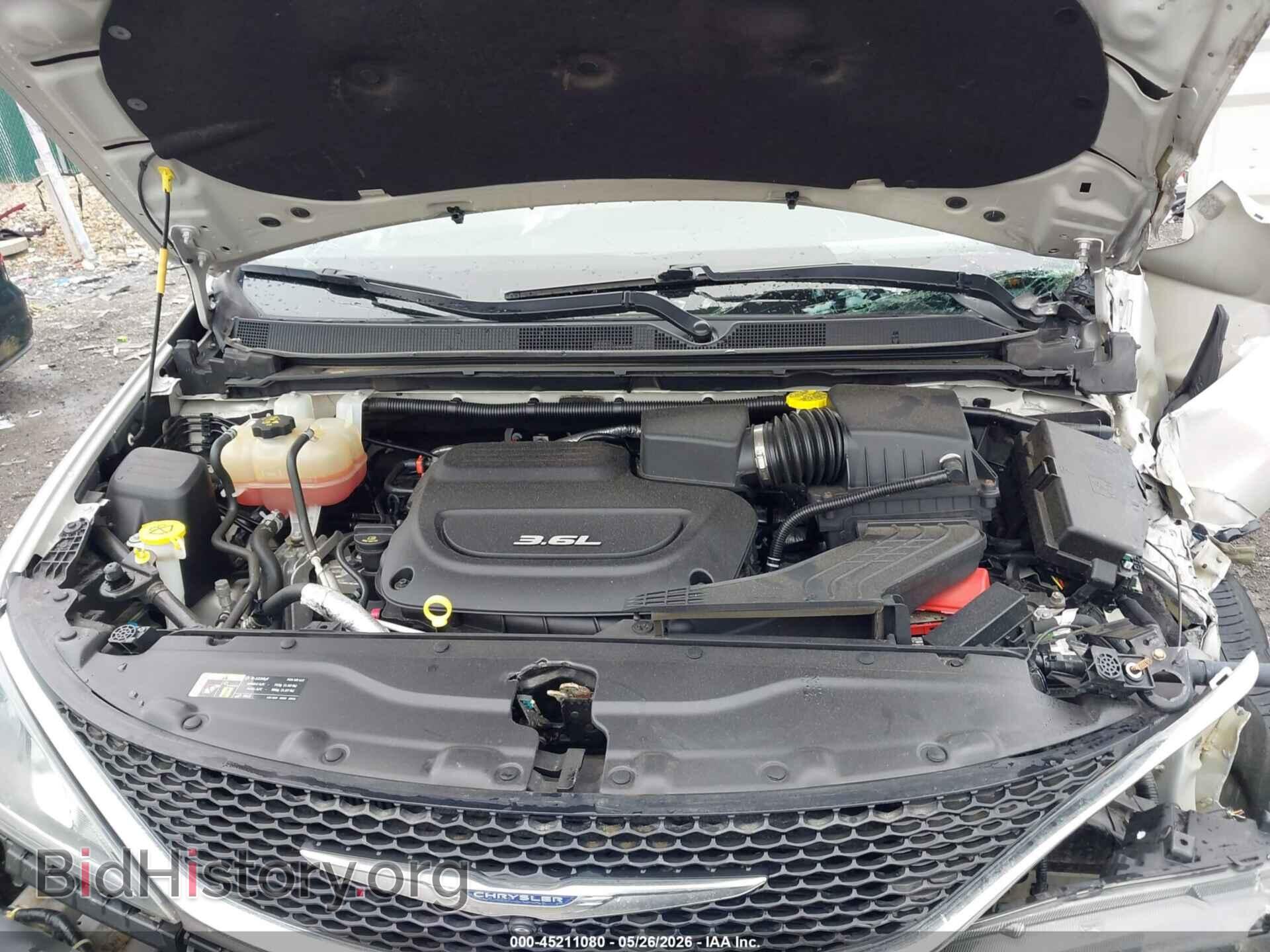 2017 CHRYSLER PACIFICA - VIN: 2C4RC1EG6HR757044 - Photo 10