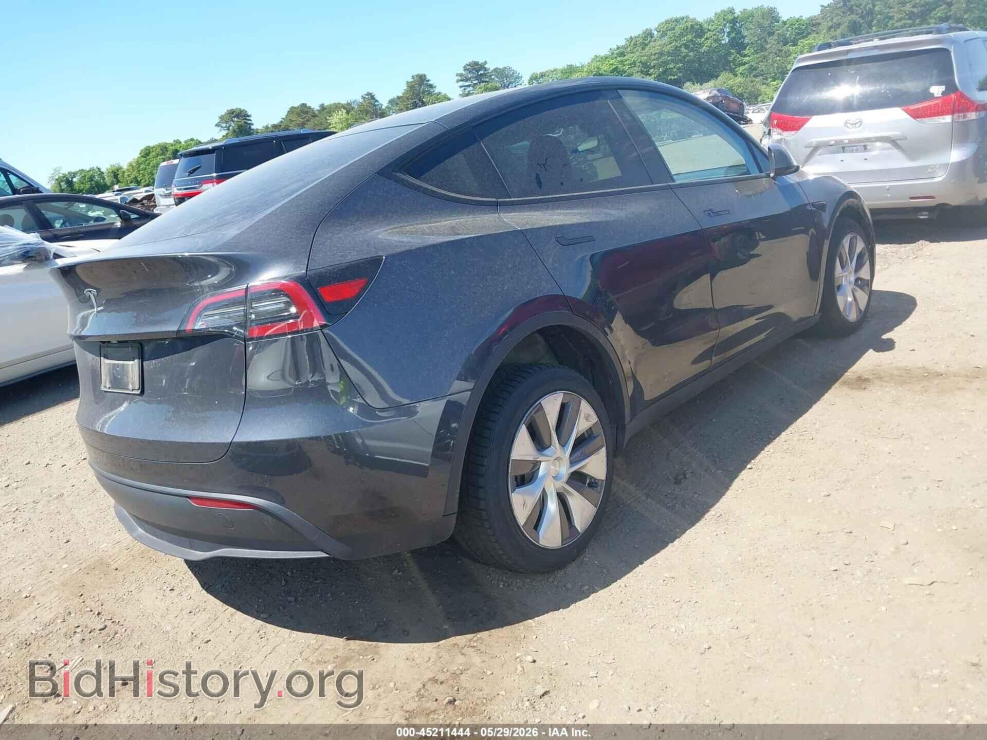 2024 TESLA MODEL Y - VIN: 7SAYGDED0RF006190 - Фото 4