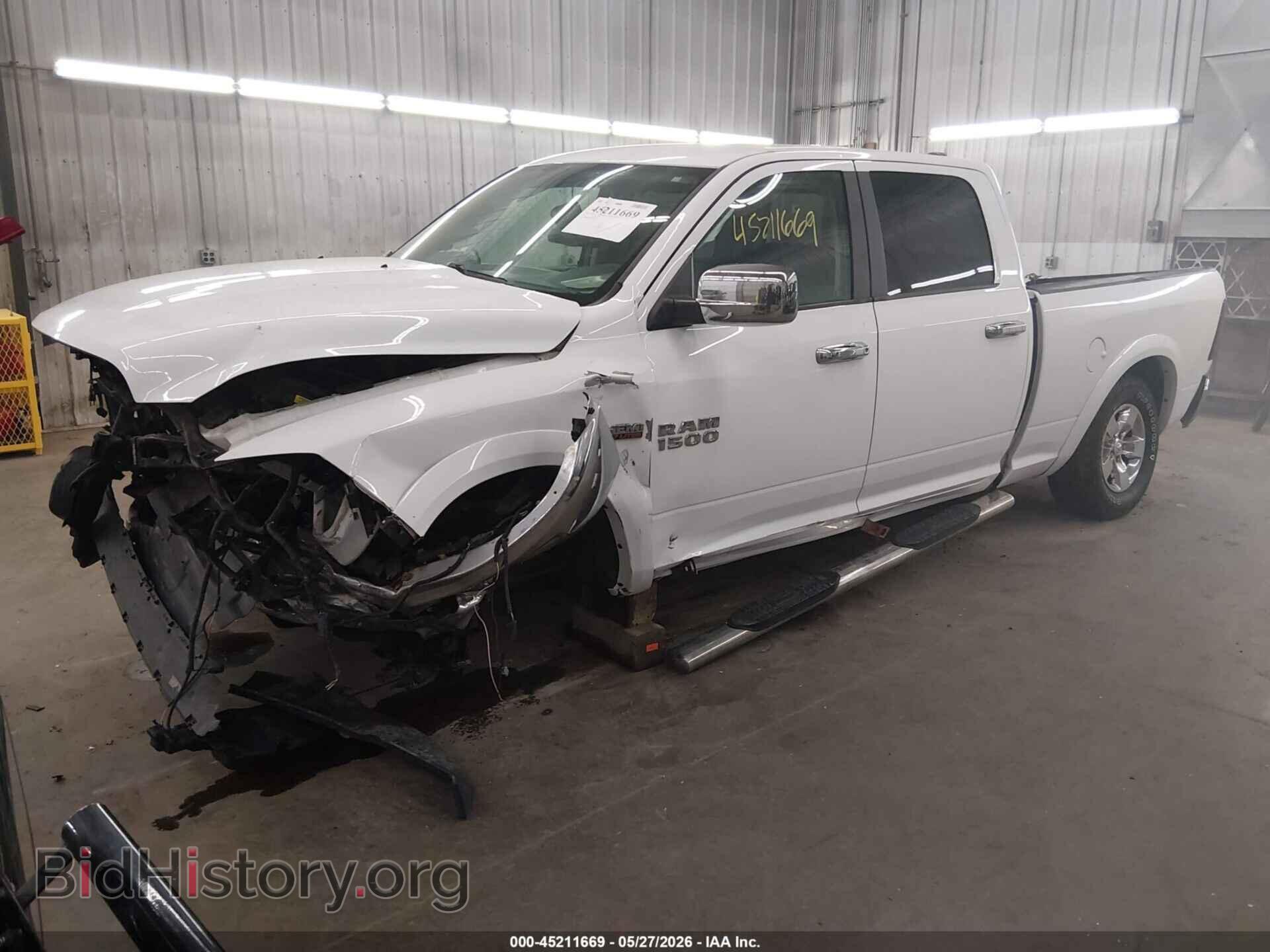 2017 RAM 1500 - VIN: 1C6RR7TT0HS696670 - Фото 2