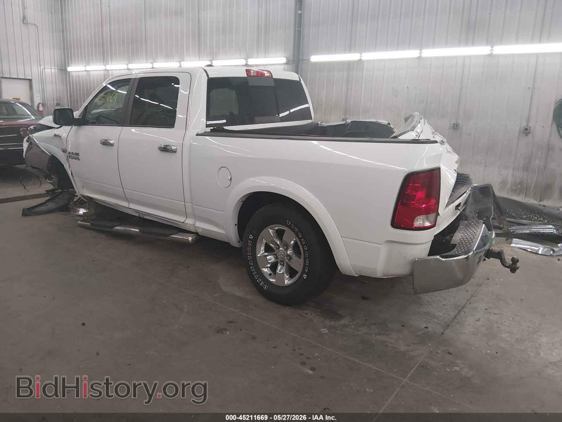 2017 RAM 1500 - VIN: 1C6RR7TT0HS696670 - Фото 3