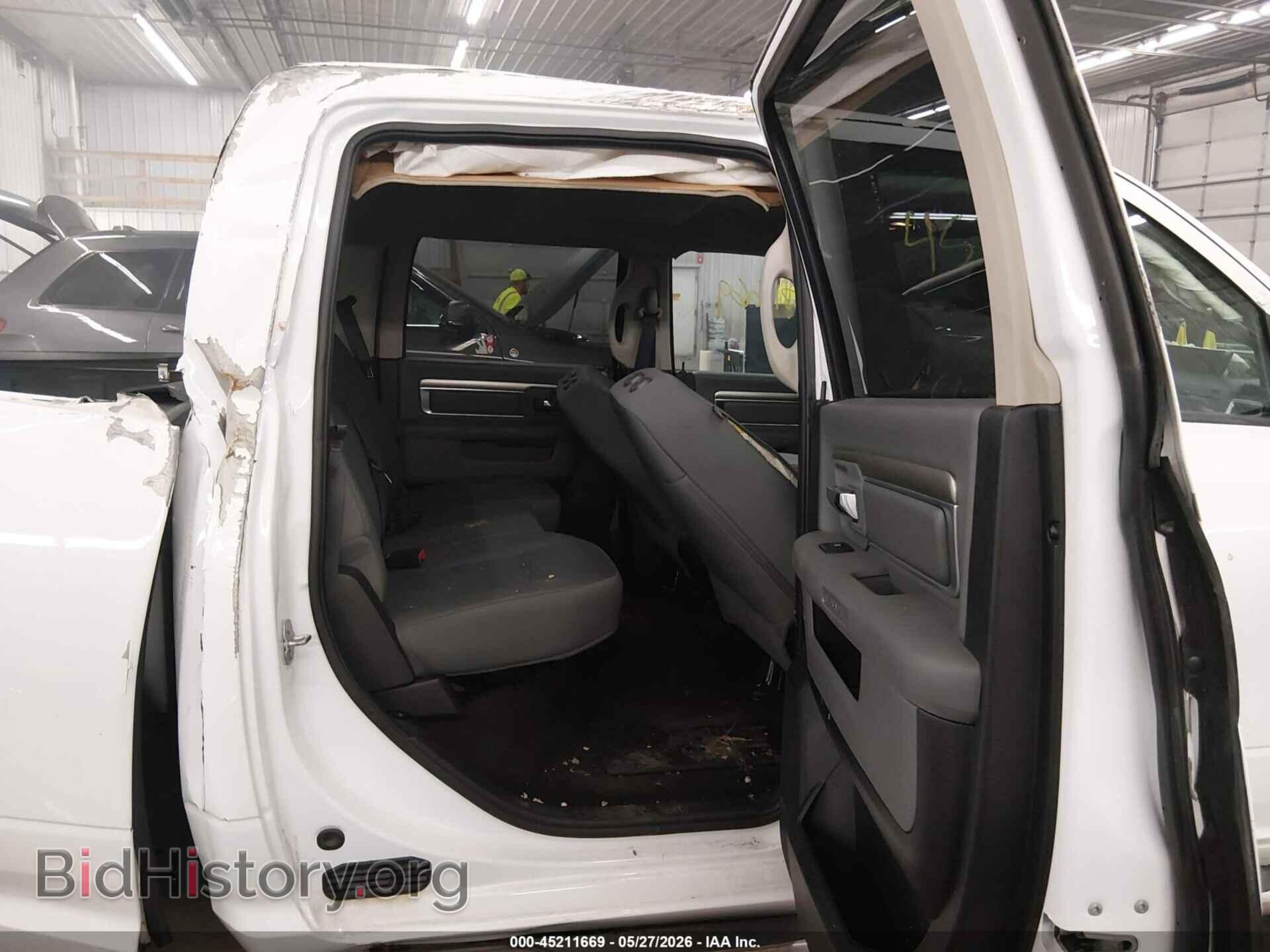 2017 RAM 1500 - VIN: 1C6RR7TT0HS696670 - Фото 8