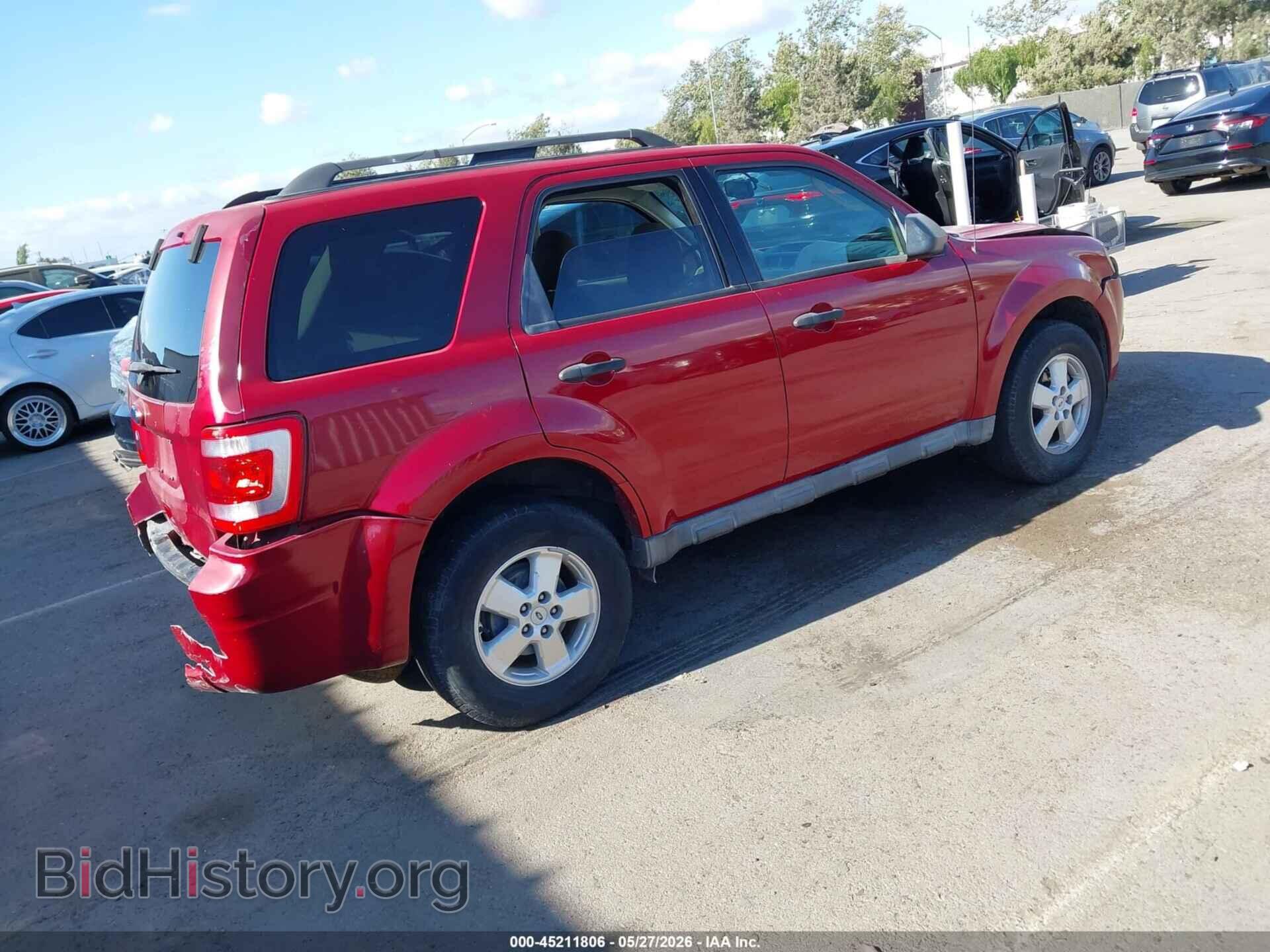 2010 FORD ESCAPE - VIN: 1FMCU0D70AKB11271 - Фото 4