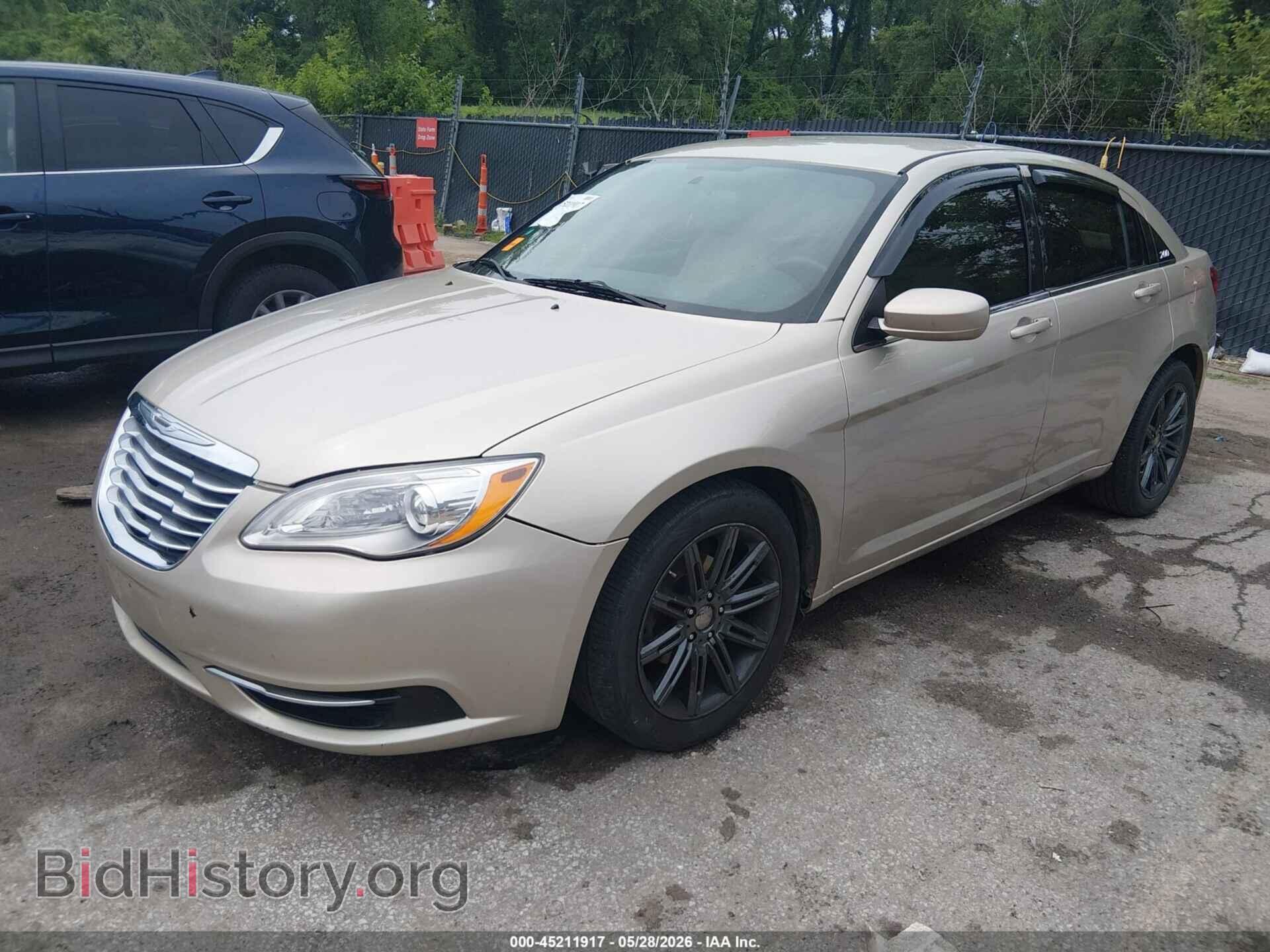 2014 CHRYSLER 200 - VIN: 1C3CCBBB5EN191038 - Фото 2