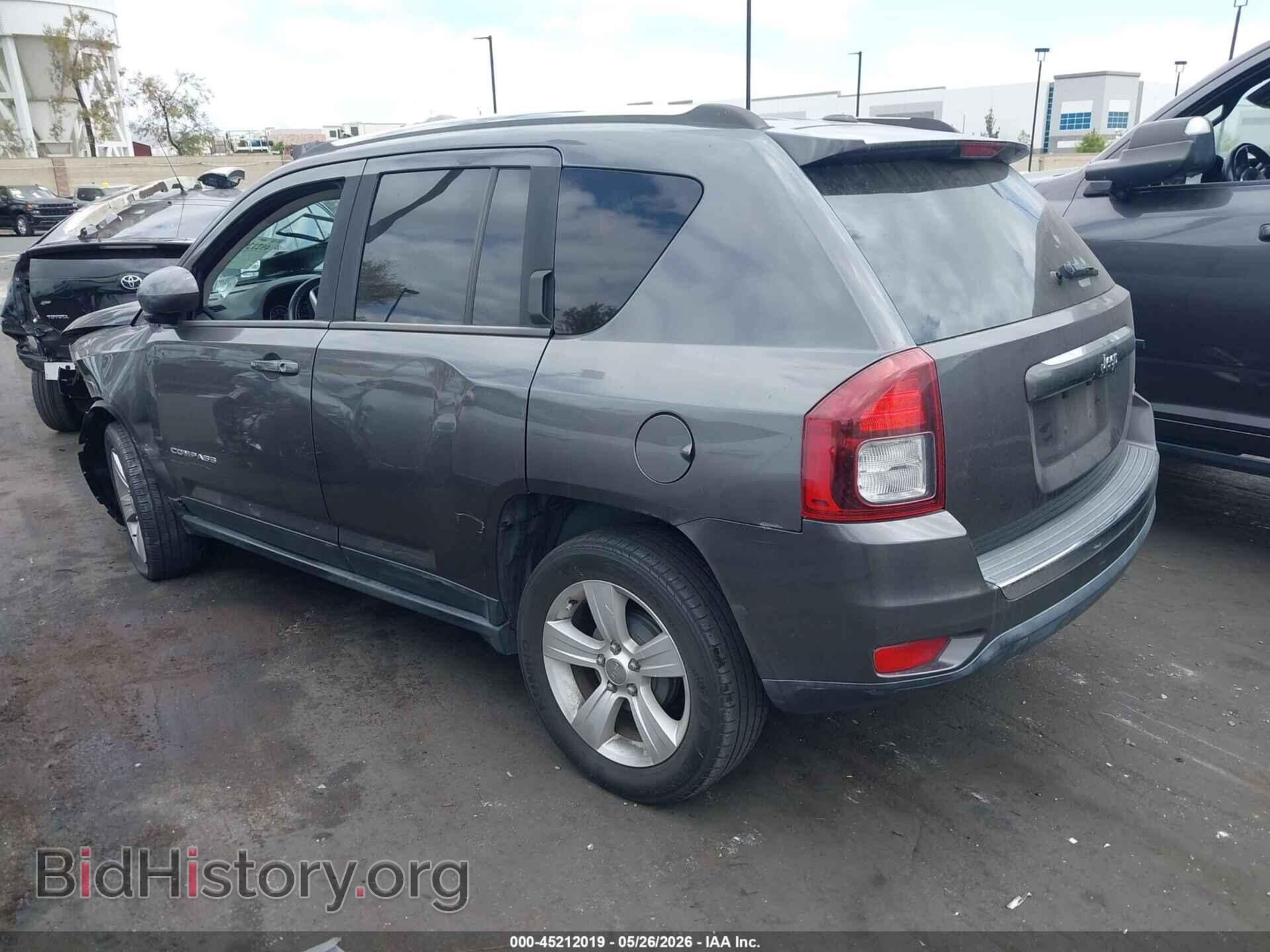 2015 JEEP COMPASS - VIN: 1C4NJCEA5FD402409 - Photo 3