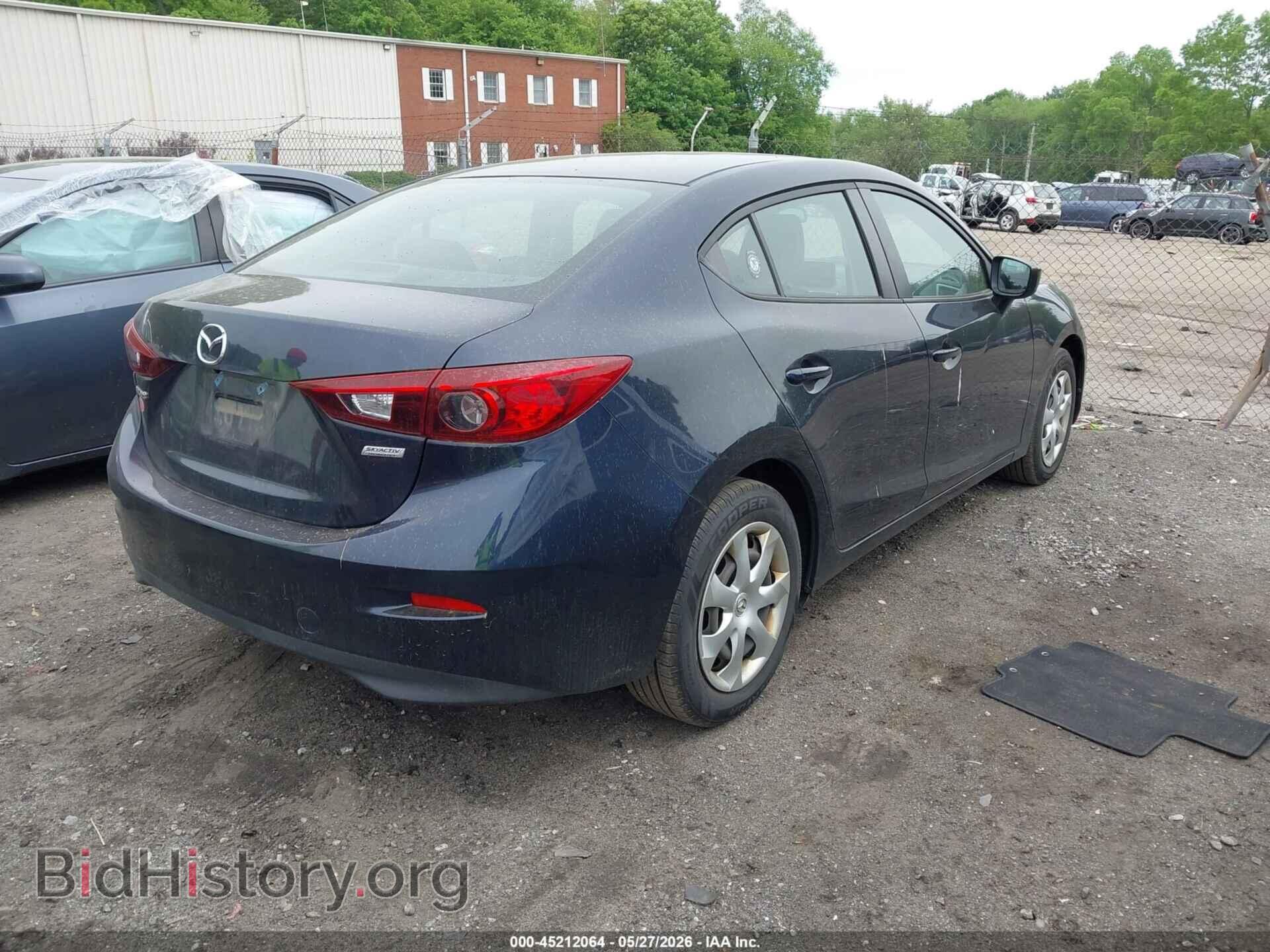 2017 MAZDA MAZDA3 - VIN: 3MZBN1U76HM138896 - Фото 4
