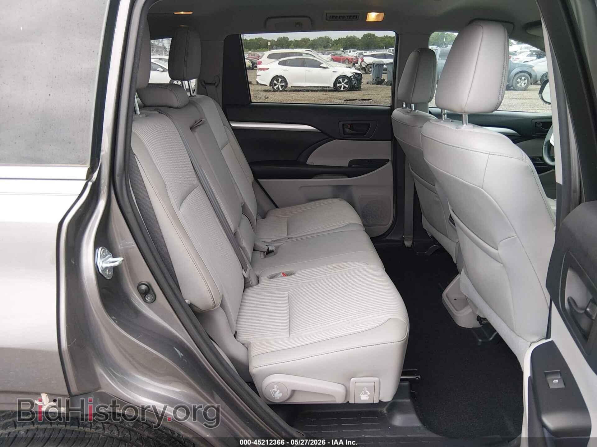 2017 TOYOTA HIGHLANDER - VIN: 5TDZZRFH2HS197910 - Фото 8