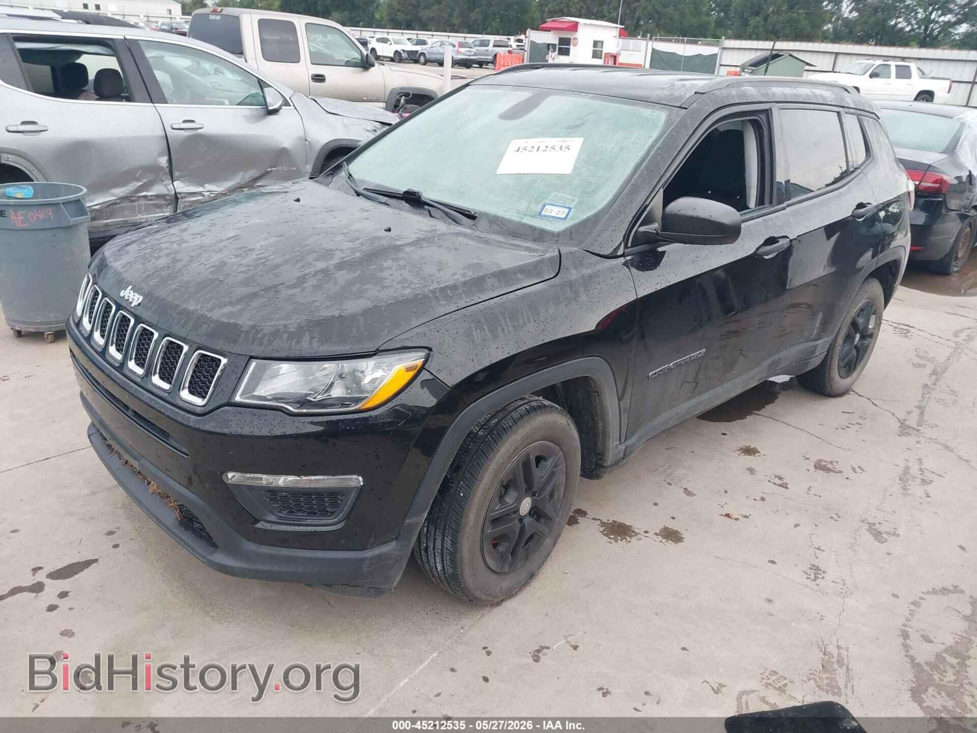 2018 JEEP COMPASS - VIN: 3C4NJCAB6JT438823 - Фото 2