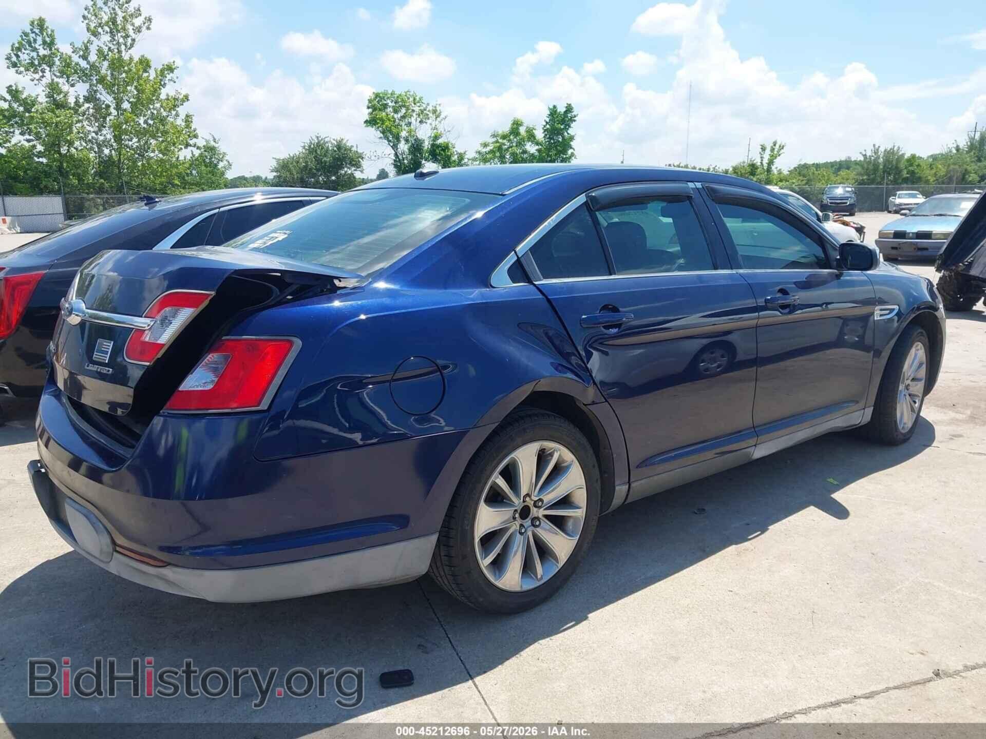 2011 FORD TAURUS - VIN: 1FAHP2FW5BG101167 - Photo 4