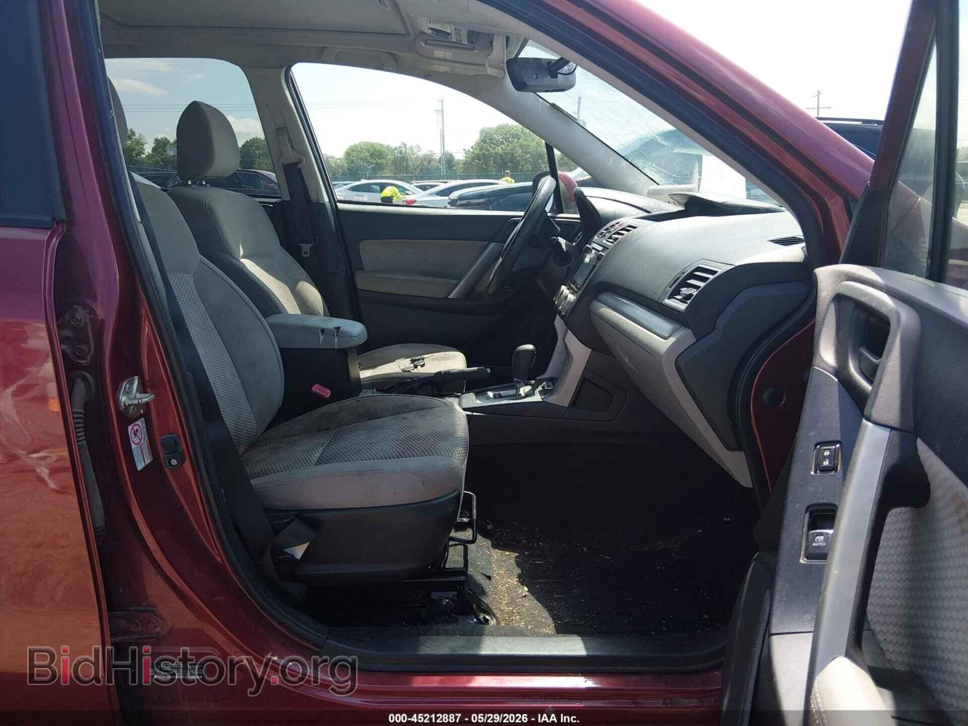 2017 SUBARU FORESTER - VIN: JF2SJAEC9HH576604 - Фото 5