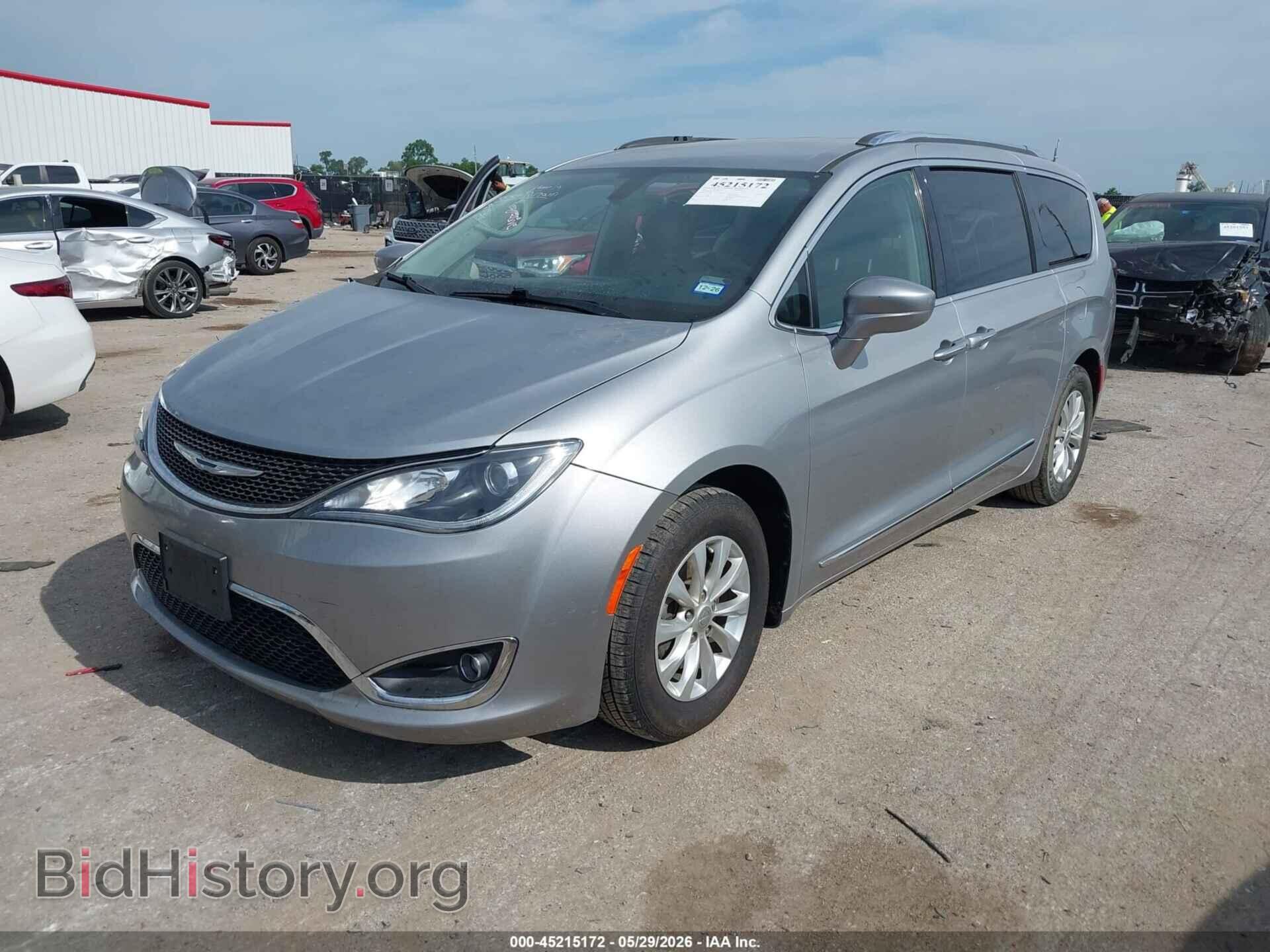 2018 CHRYSLER PACIFICA - VIN: 2C4RC1BG3JR211585 - Photo 2