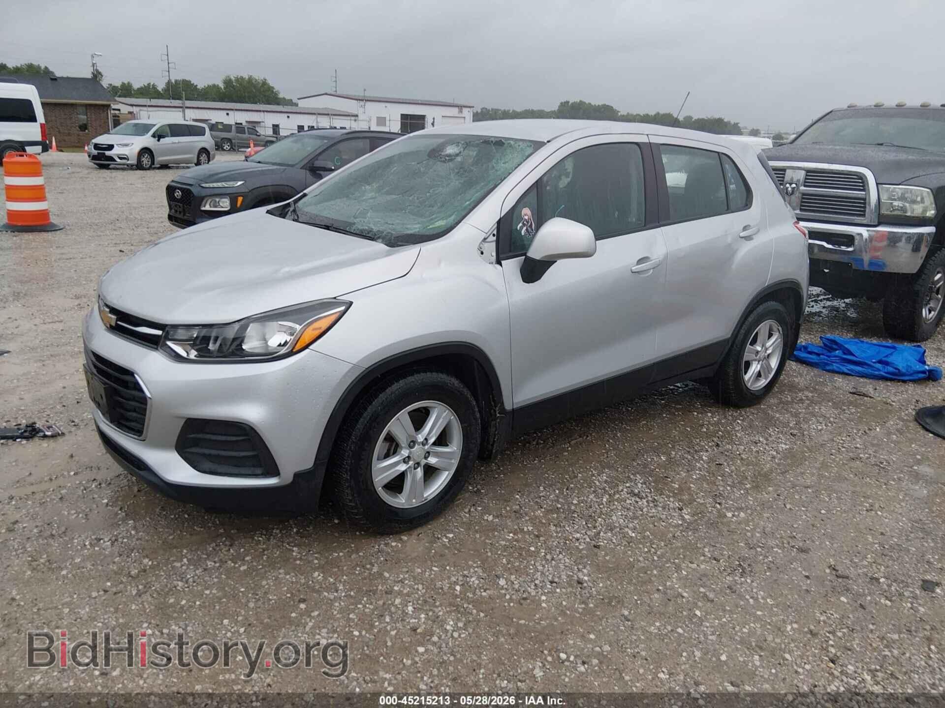 2019 CHEVROLET TRAX - VIN: 3GNCJKSB3KL223005 - Фото 2