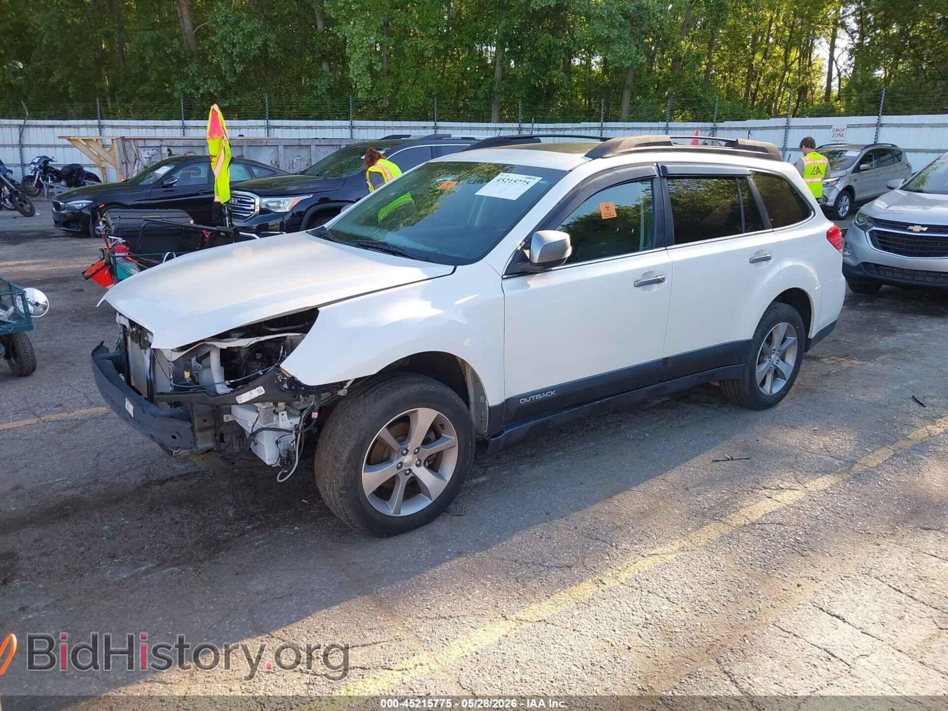 2014 SUBARU OUTBACK - VIN: 4S4BRBPC9E3201729 - Фото 2