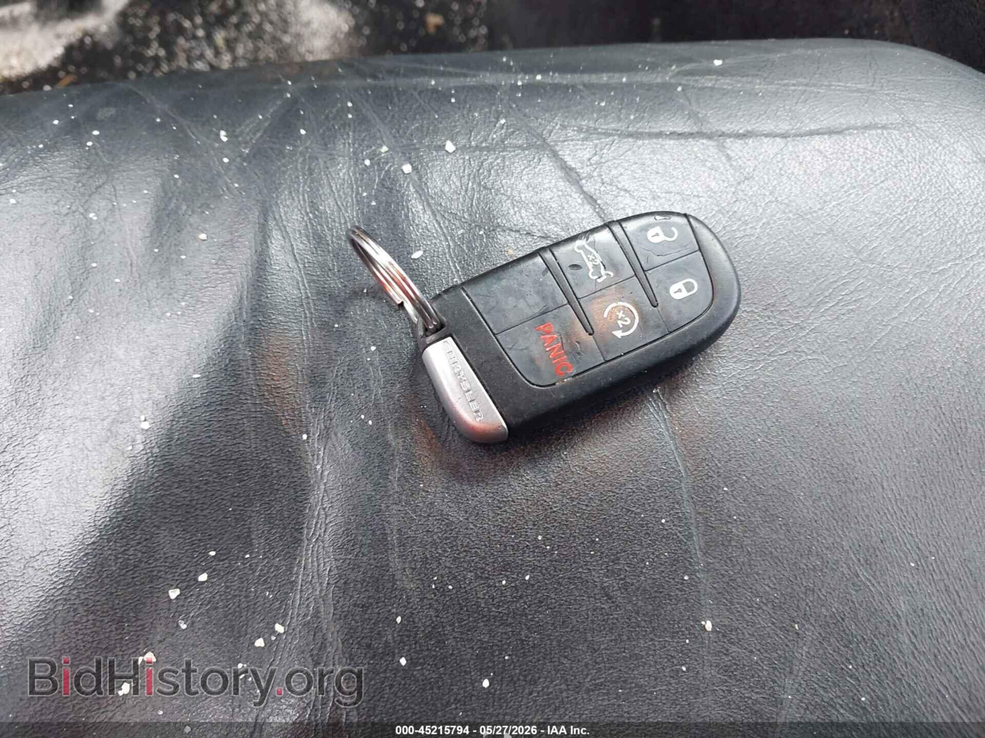 2012 CHRYSLER 300 - VIN: 2C3CCACG2CH310867 - Фото 11