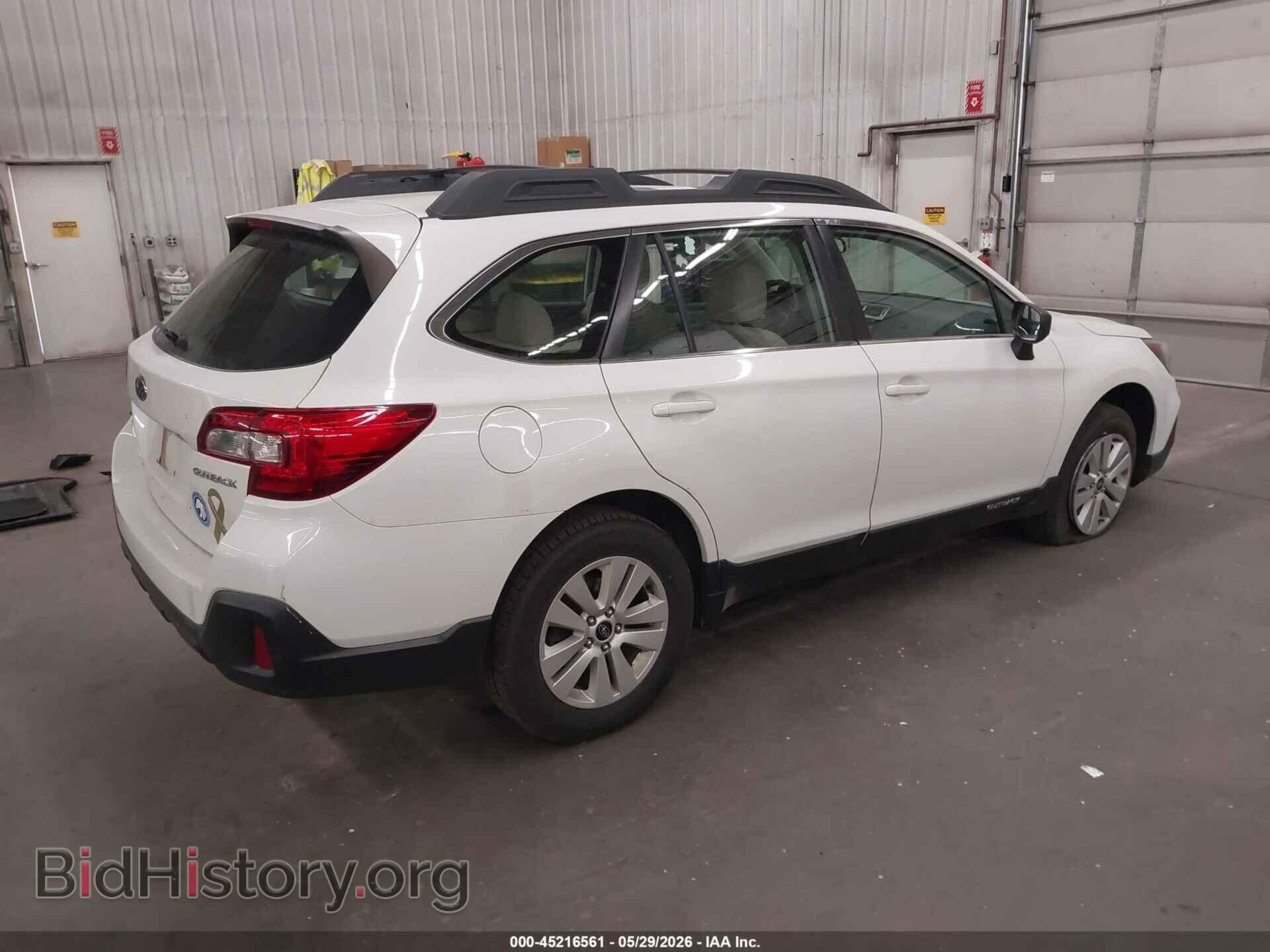 2018 SUBARU OUTBACK - VIN: 4S4BSAACXJ3236751 - Фото 4