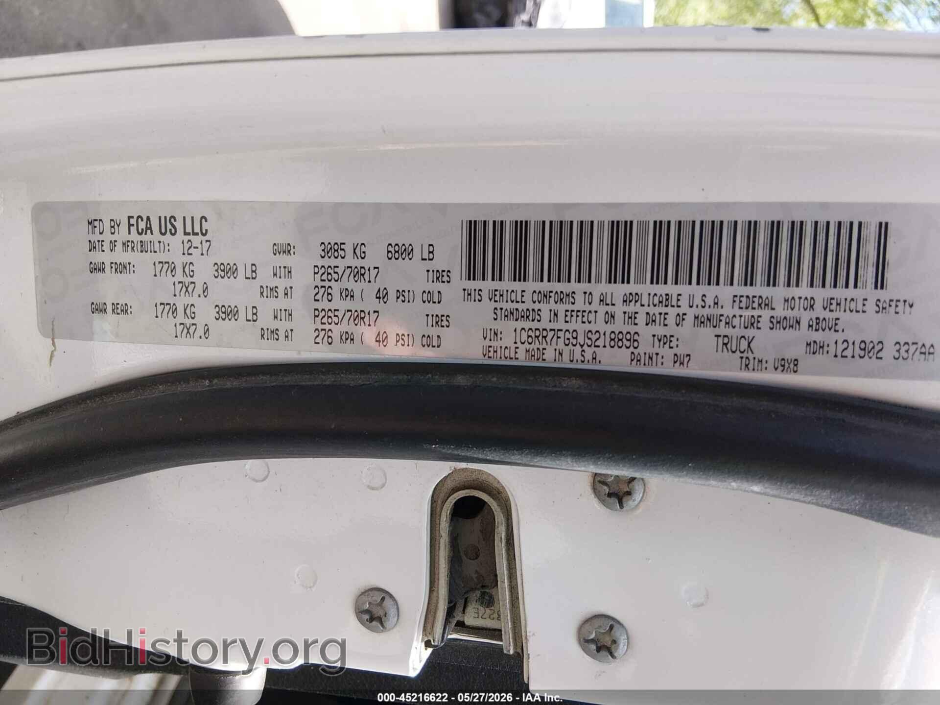 2018 RAM 1500 - VIN: 1C6RR7FG9JS218896 - Фото 9