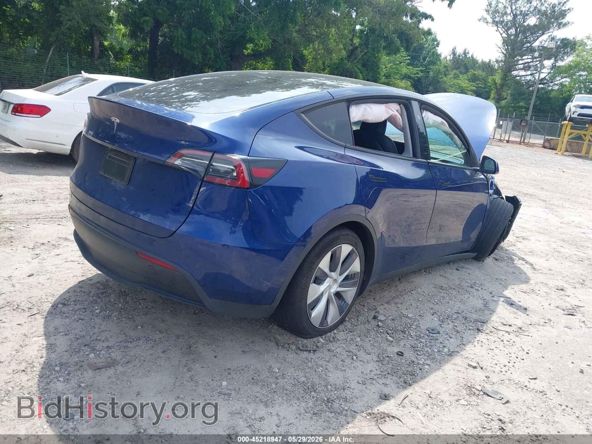 2024 TESLA MODEL Y - VIN: 7SAYGDED2RF005140 - Фото 4