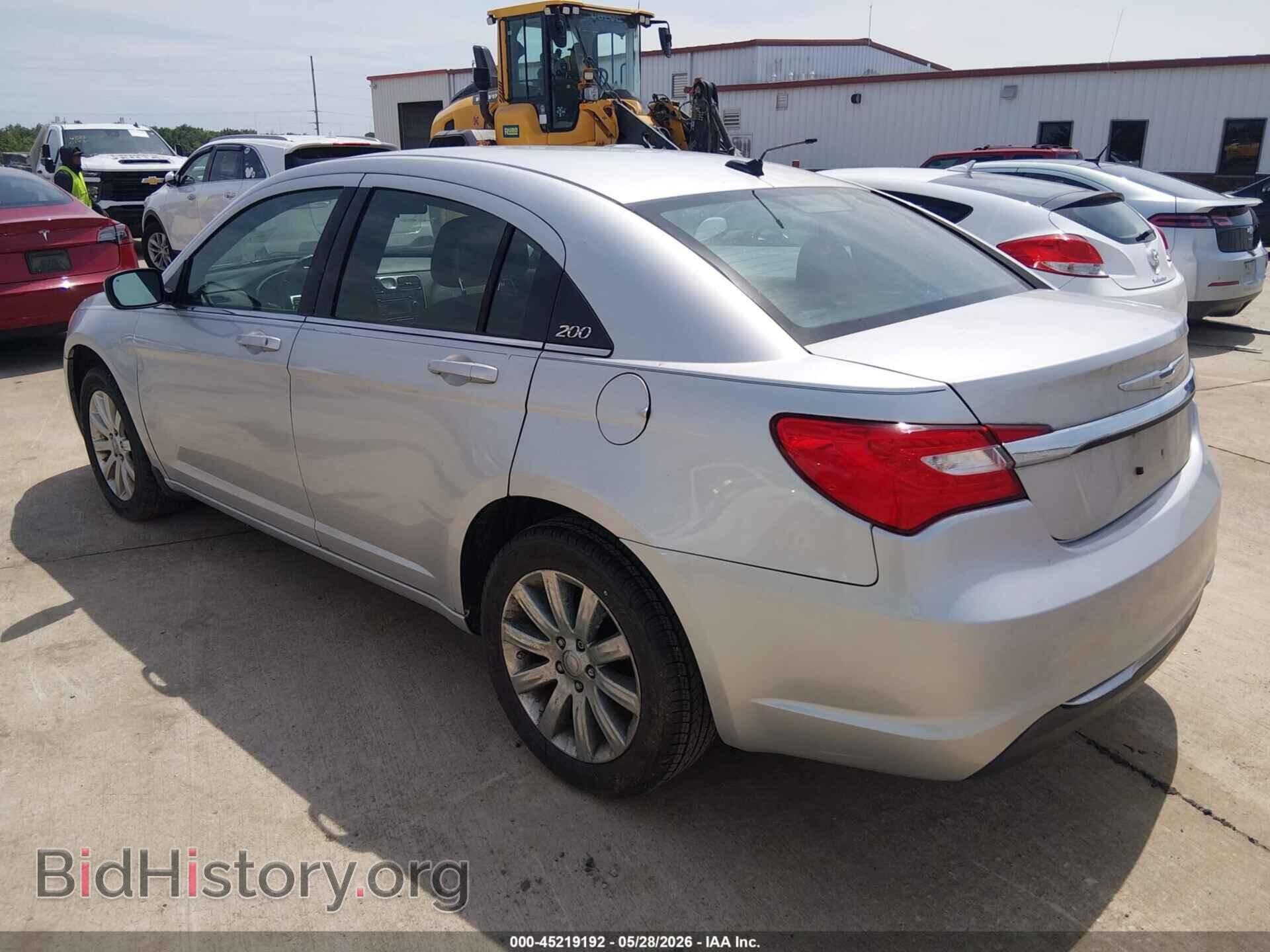 2012 CHRYSLER 200 - VIN: 1C3CCBBB2CN330877 - Фото 3