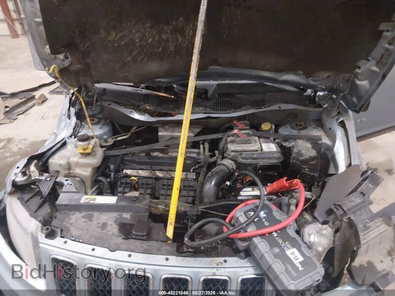 2014 Jeep COMPASS (VIN 1C4NJCBA2ED511199) — photo 10 of 16