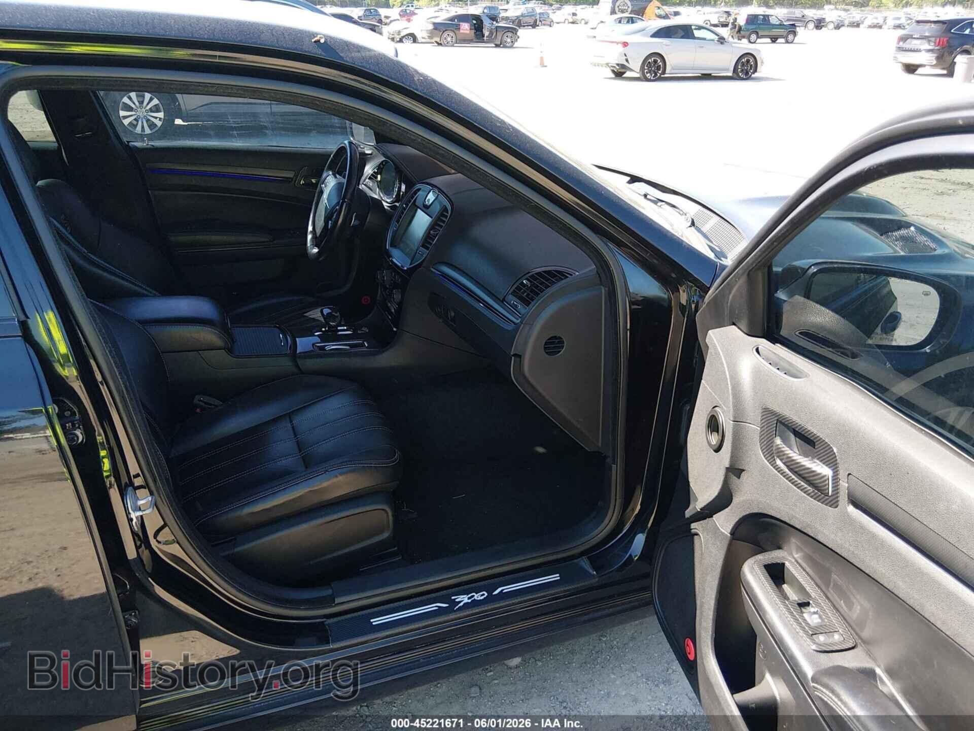 2012 CHRYSLER 300 - VIN: 2C3CCABG4CH279235 - Фото 5