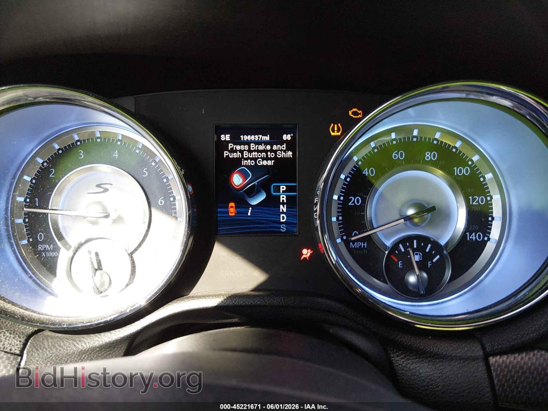 2012 CHRYSLER 300 - VIN: 2C3CCABG4CH279235 - Фото 7