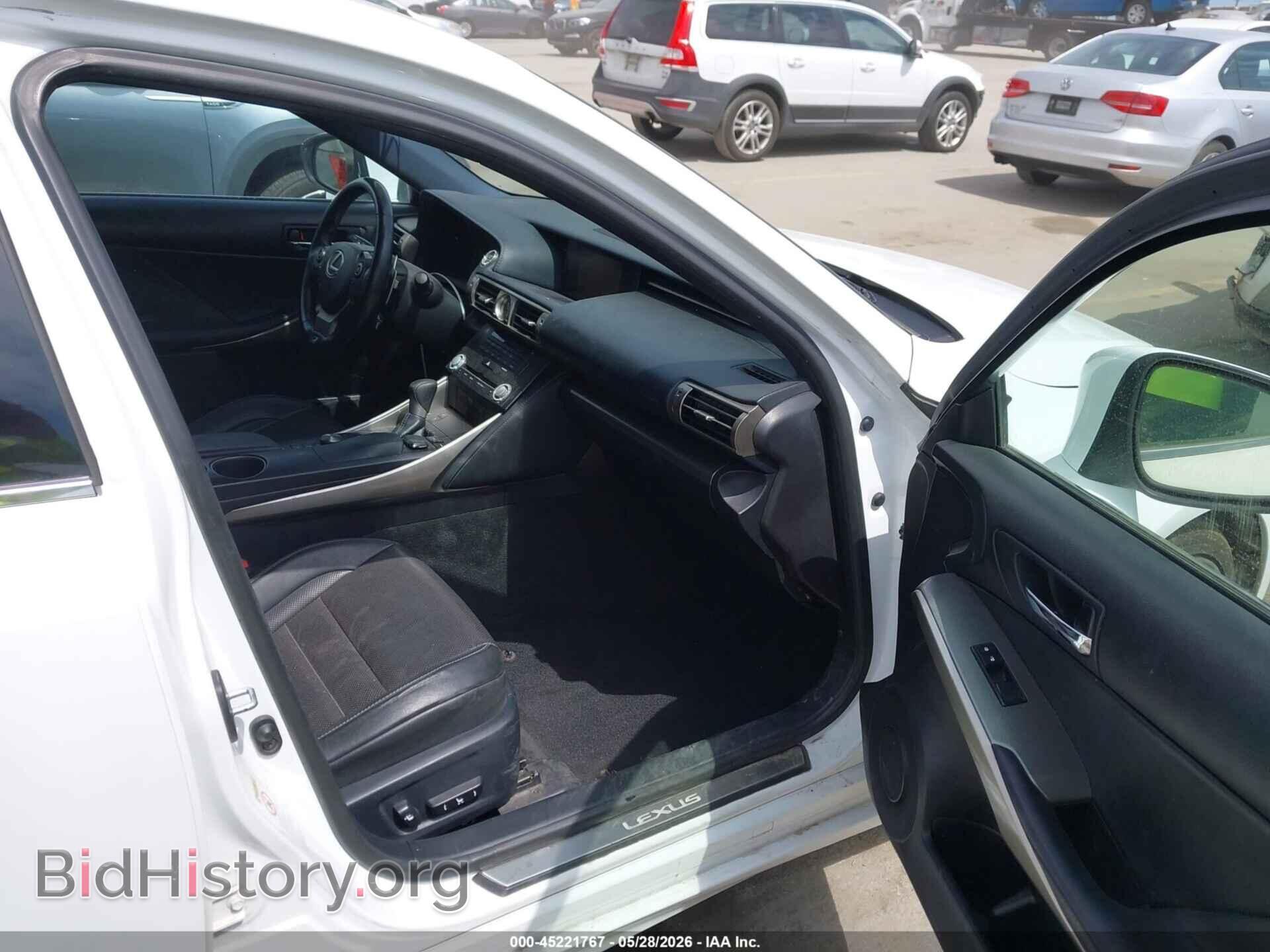 2015 LEXUS IS 350 - VIN: JTHBE1D20F5021629 - Photo 5