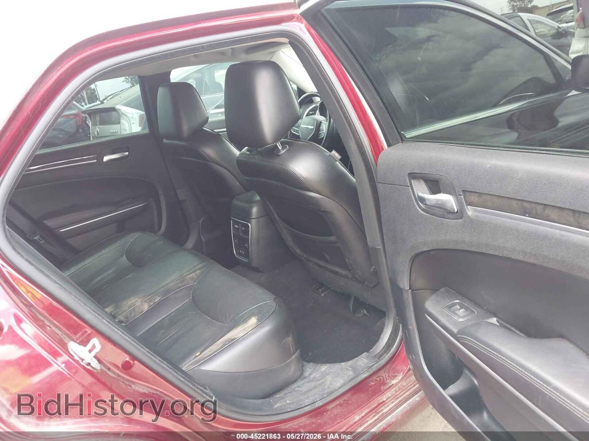 2019 CHRYSLER 300 - VIN: 2C3CCAEG7KH609685 - Фото 8