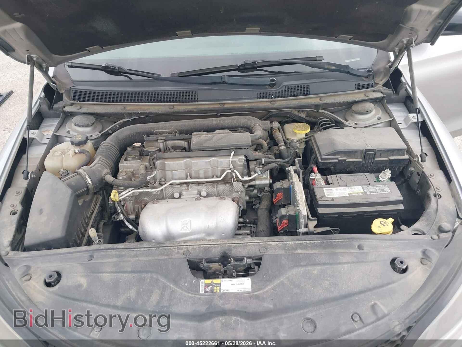 2017 CHRYSLER 200 - VIN: 1C3CCCFB3HN504088 - Photo 10