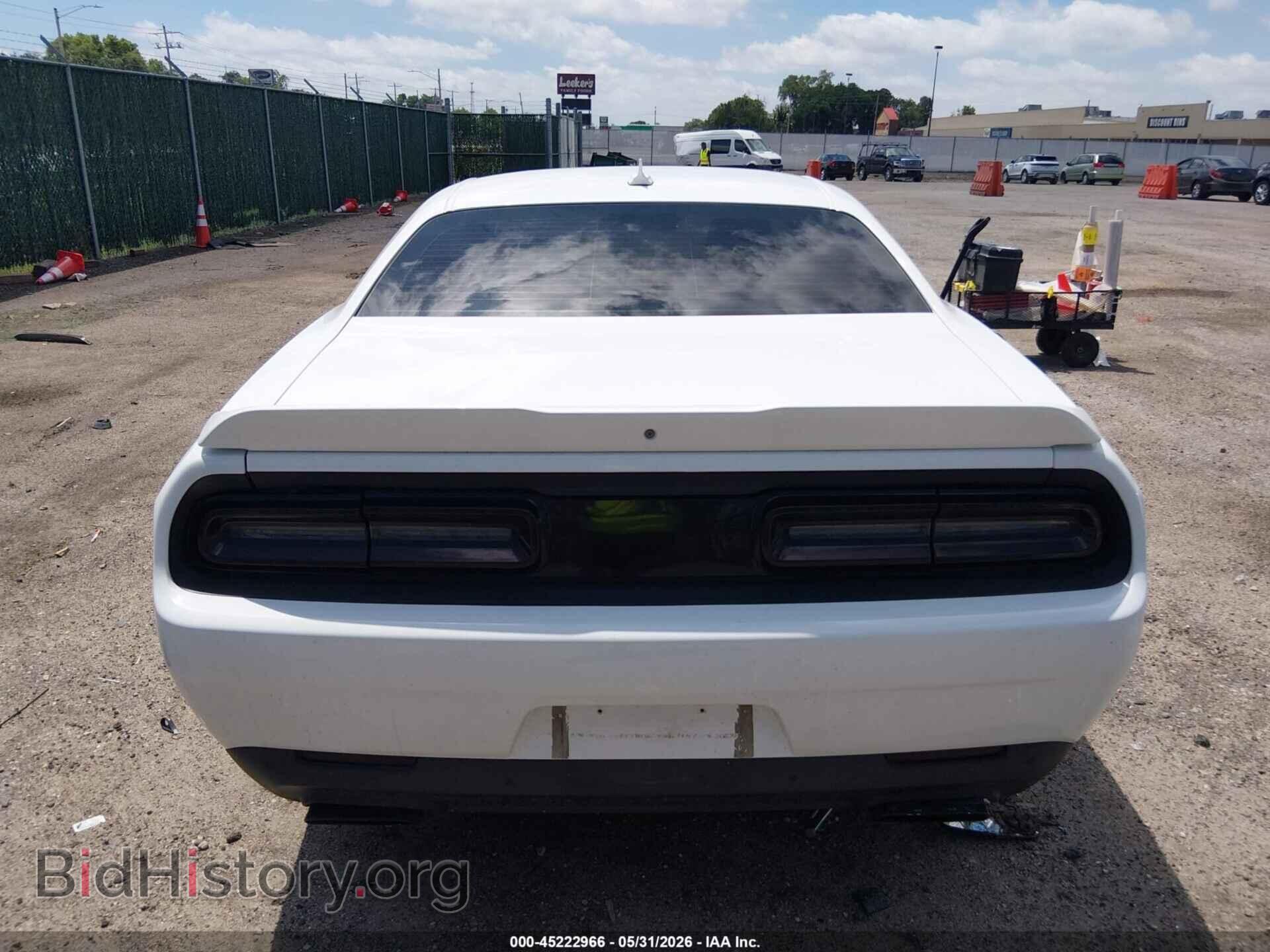 2015 DODGE CHALLENGER - VIN: 2C3CDZAT4FH715144 - Фото 16