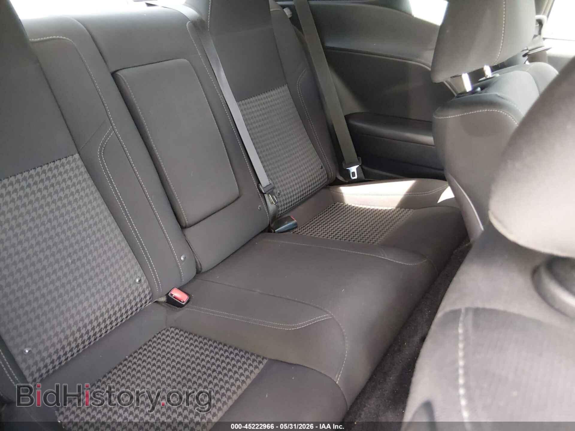 2015 DODGE CHALLENGER - VIN: 2C3CDZAT4FH715144 - Фото 8